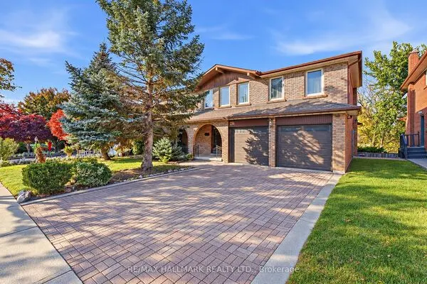 216 Gracefield Avenue