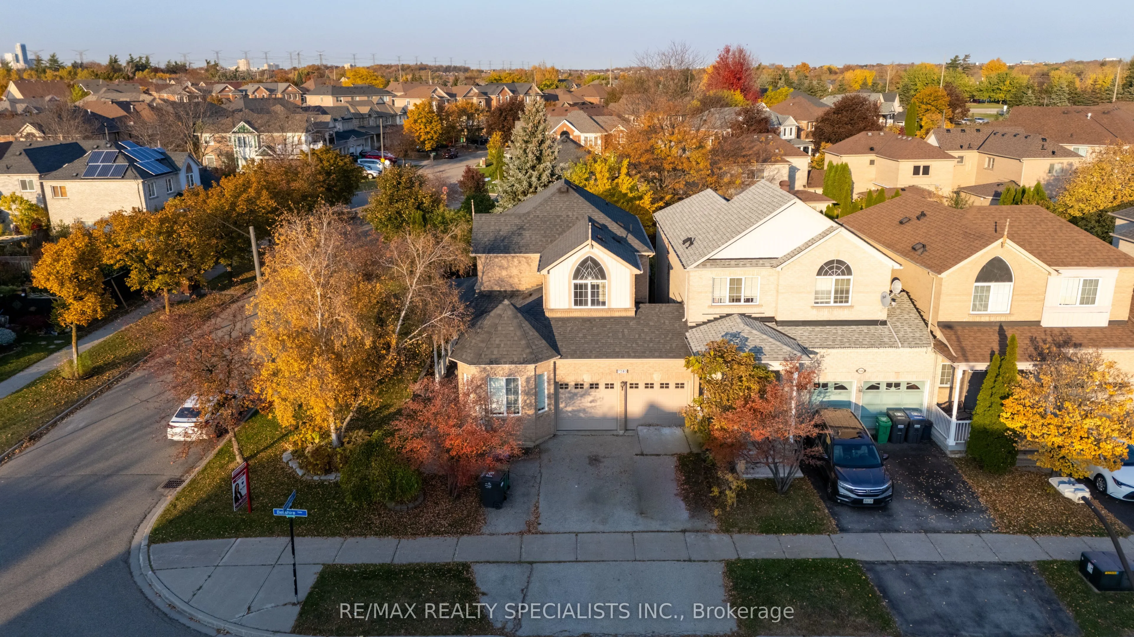 7283 Bellshire Gate