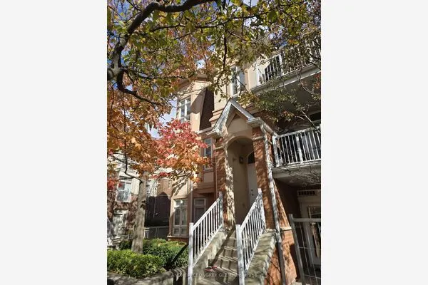 36 Gibson Avenue #32