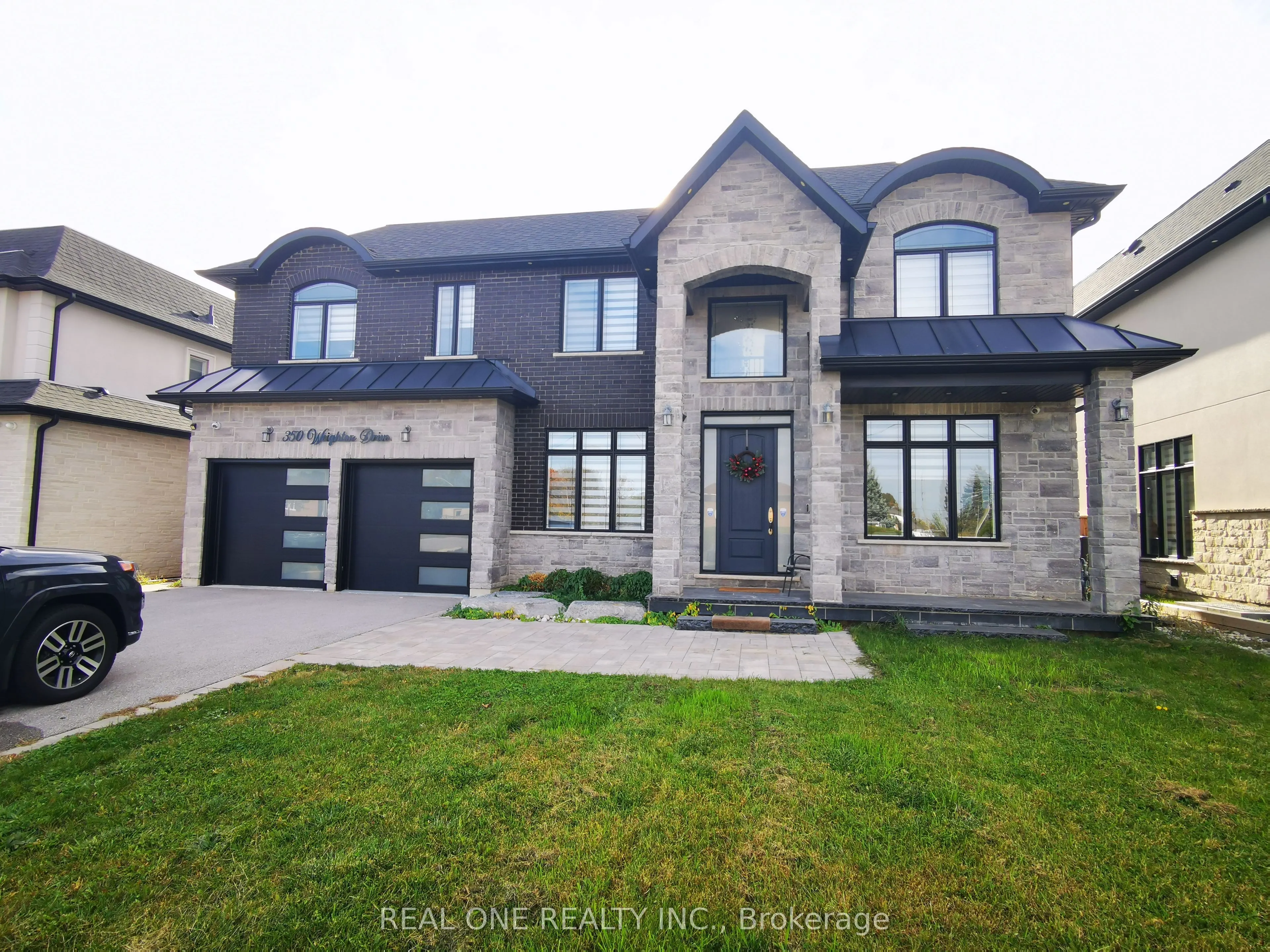 350 Weighton Drive #Lower