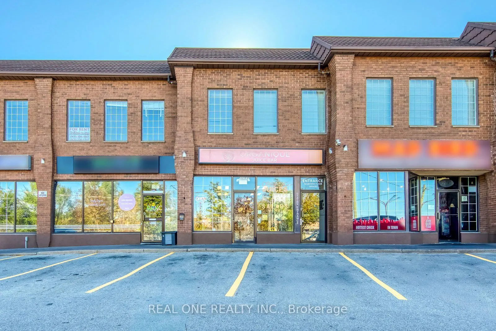 154 Queen Street S #106