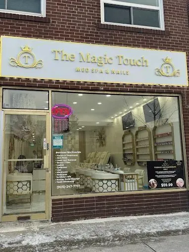 325 Lakeshore Road E