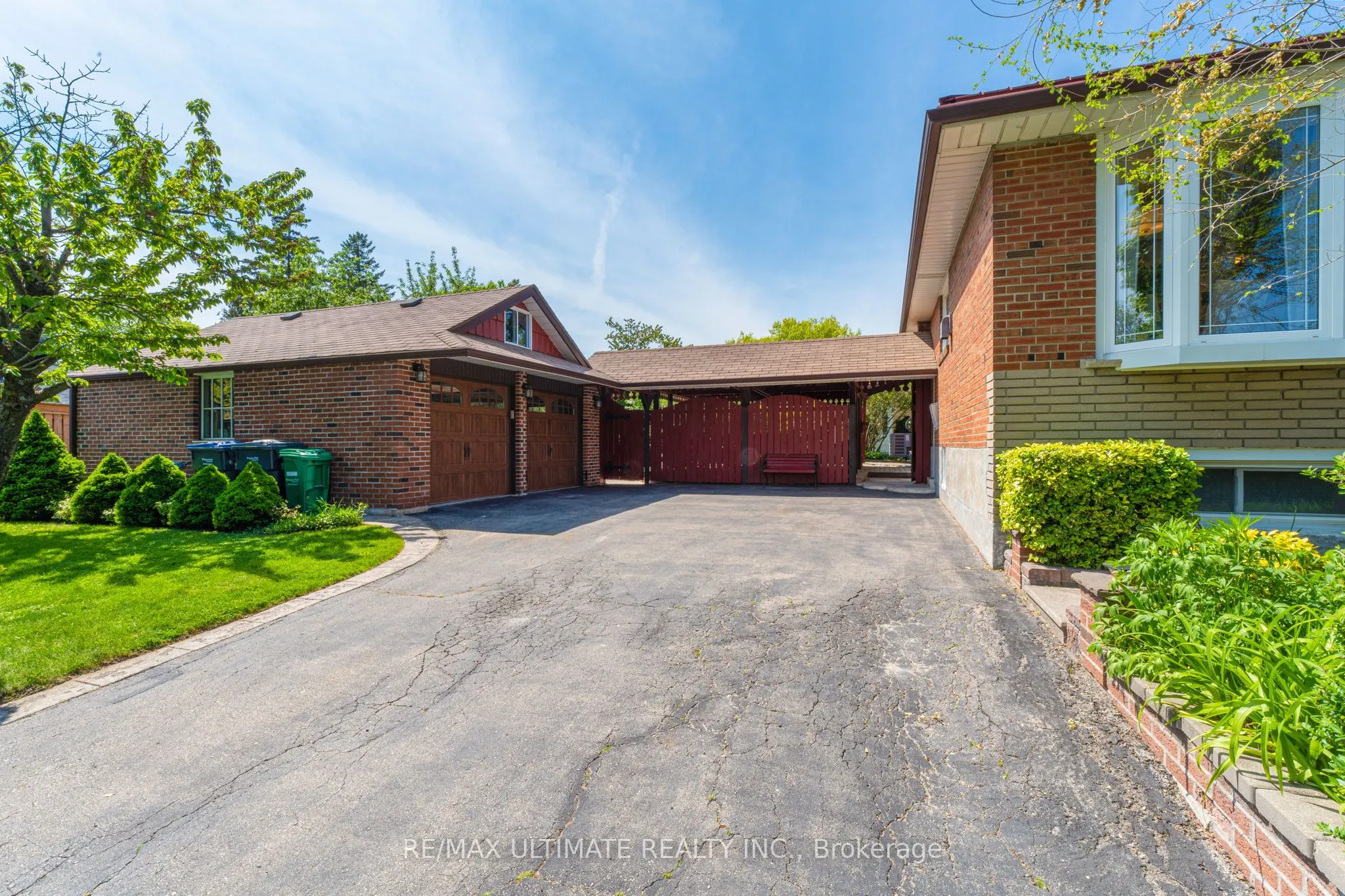 1282 Daimler Road