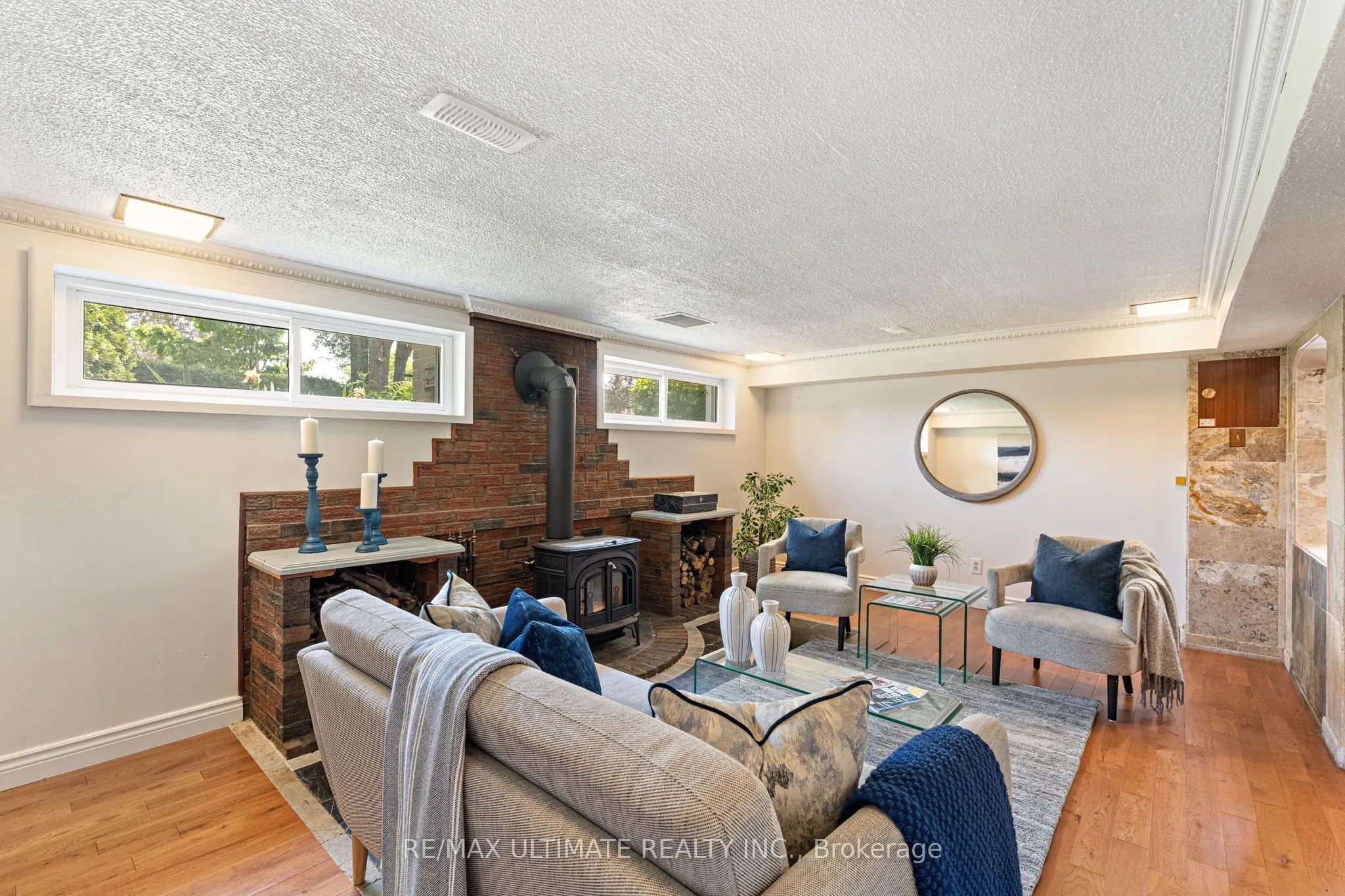 1282 Daimler Road