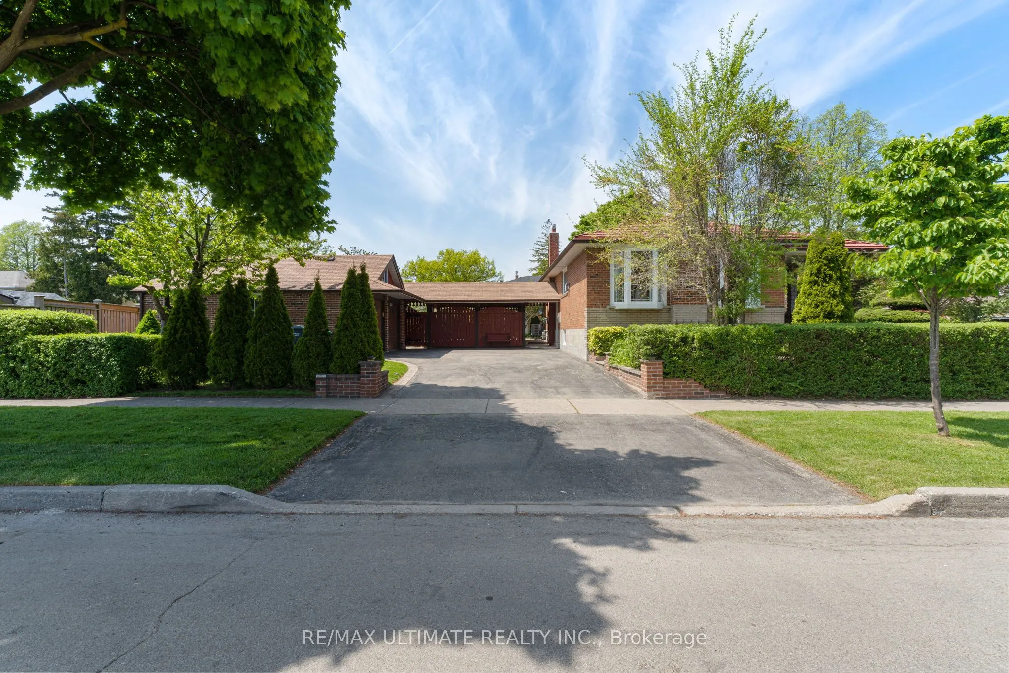 1282 Daimler Road