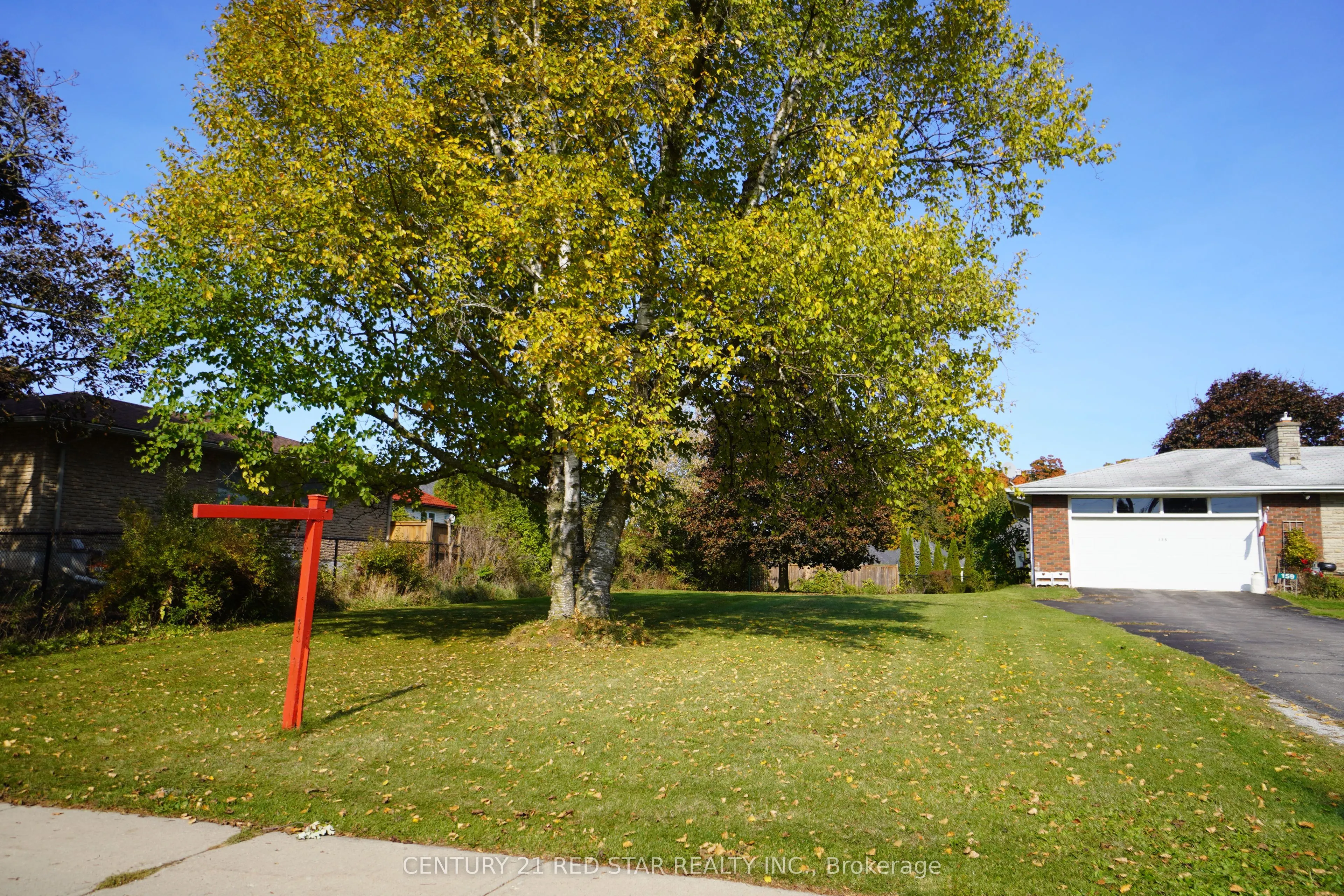 157 Churchill Road S