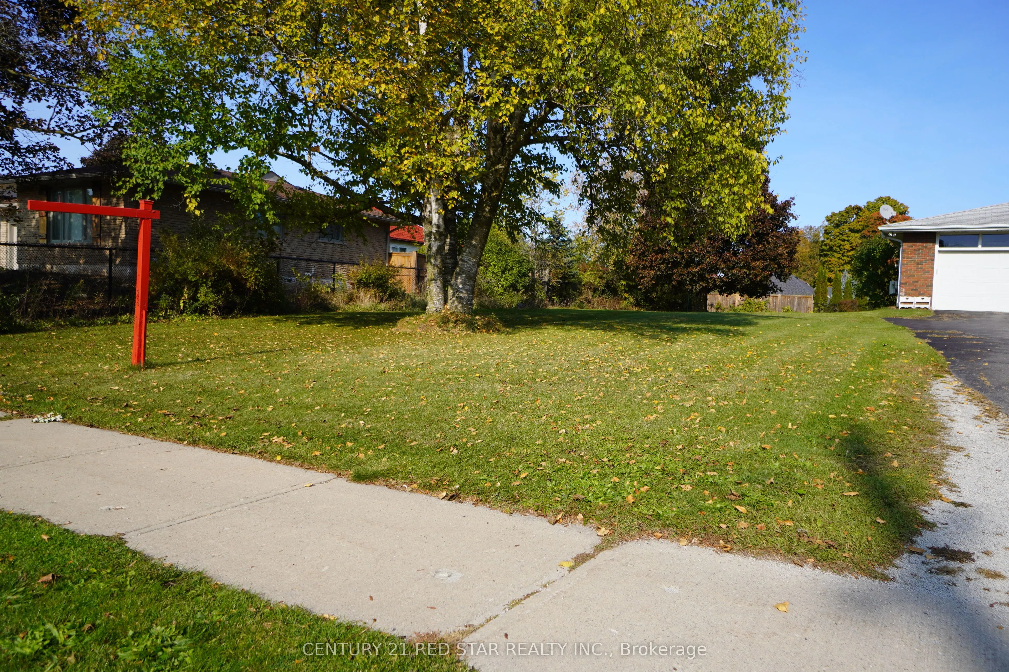 157 Churchill Road S
