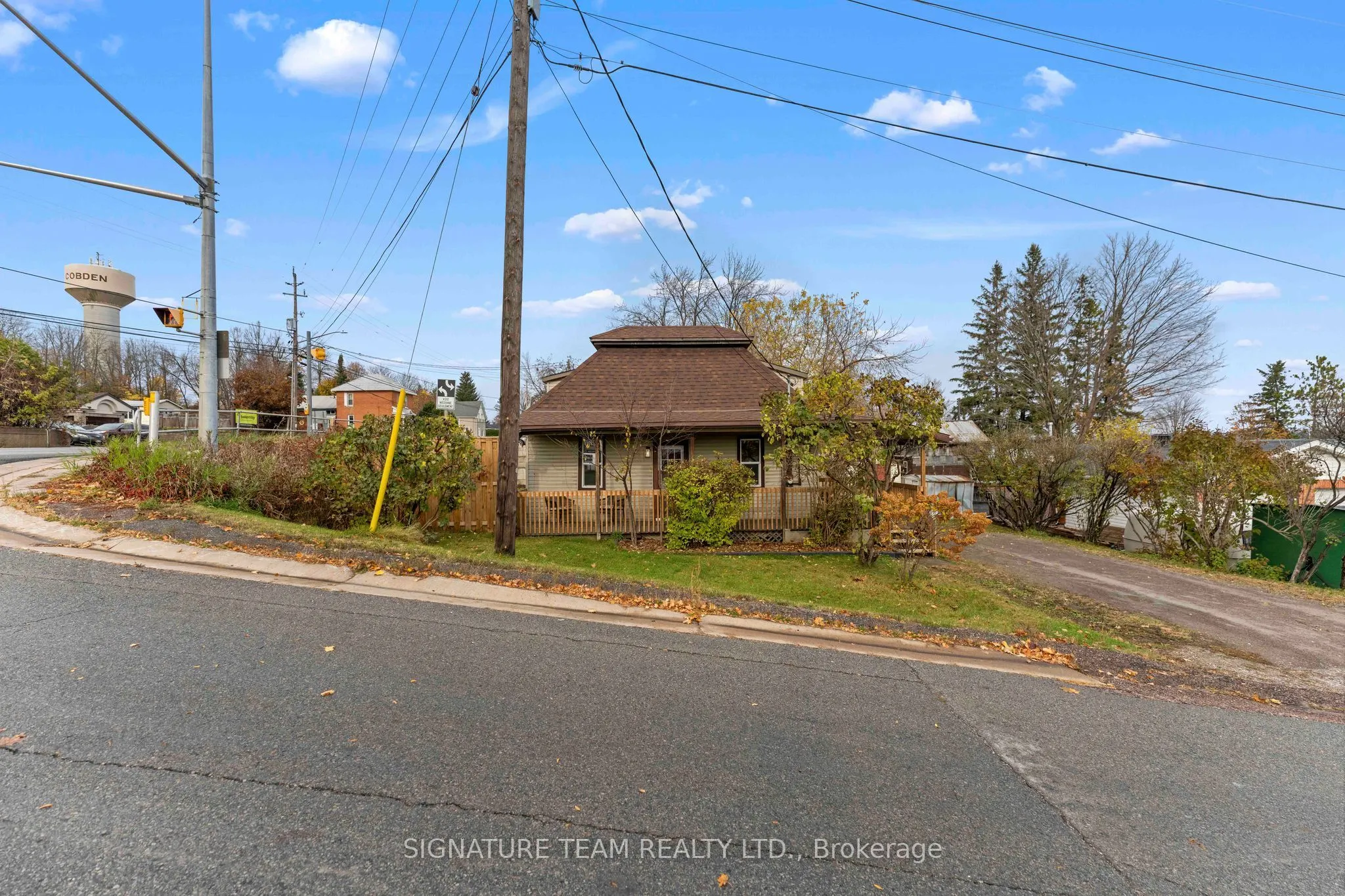 8 MAIN Street
