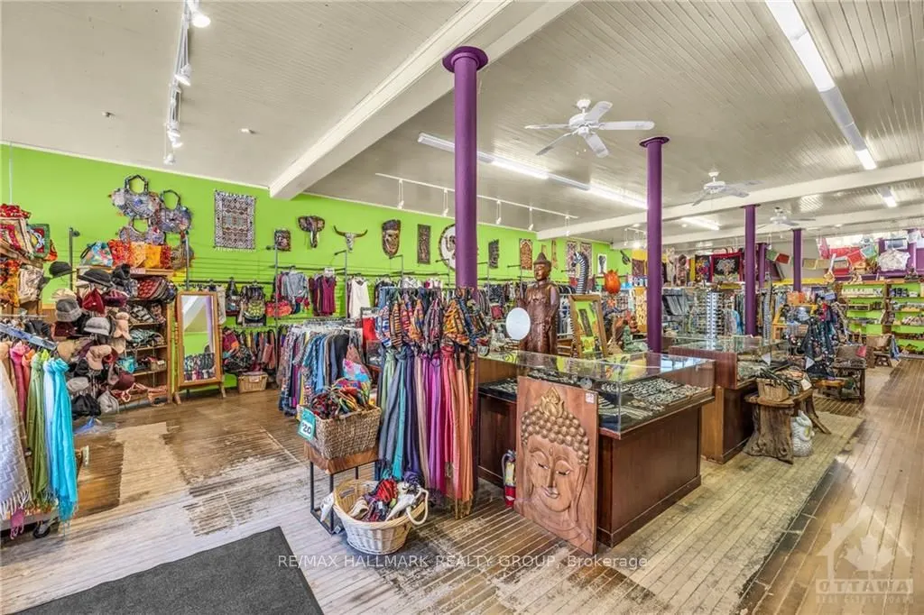 2 GORE Street E