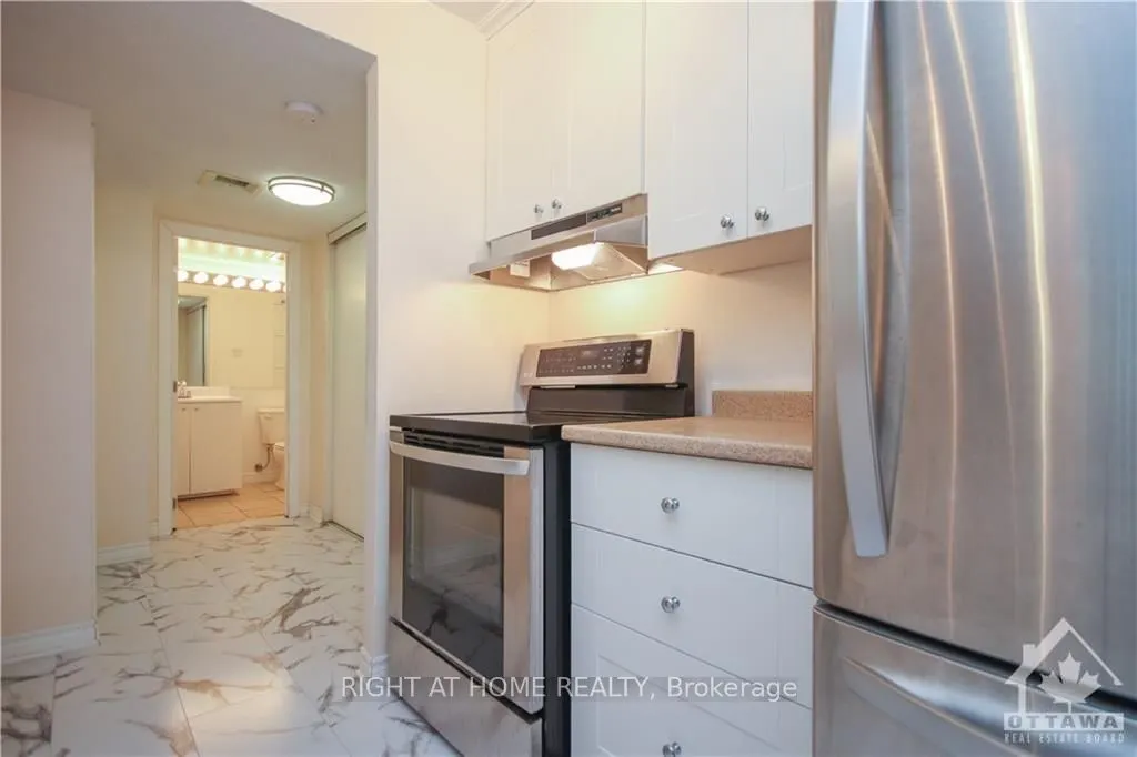 18 NEPEAN Street #701