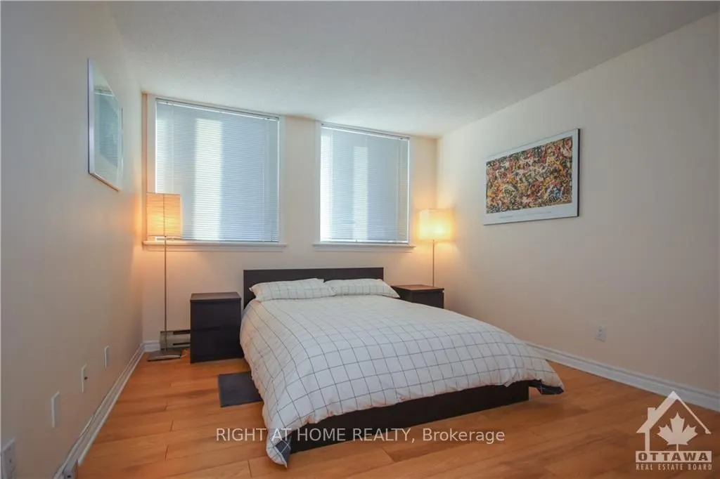 18 NEPEAN Street #701