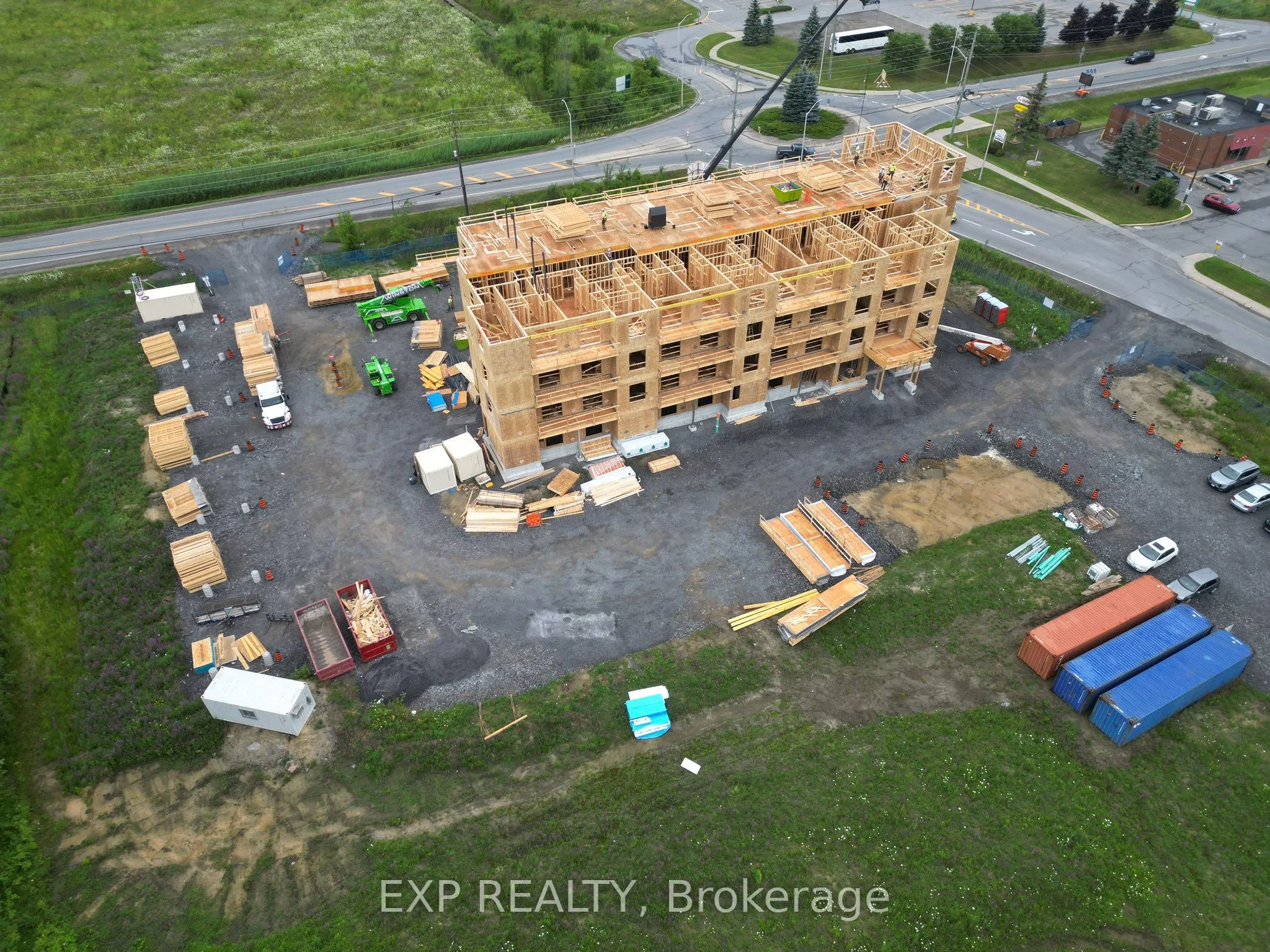 100 PINEHILL Road, #301