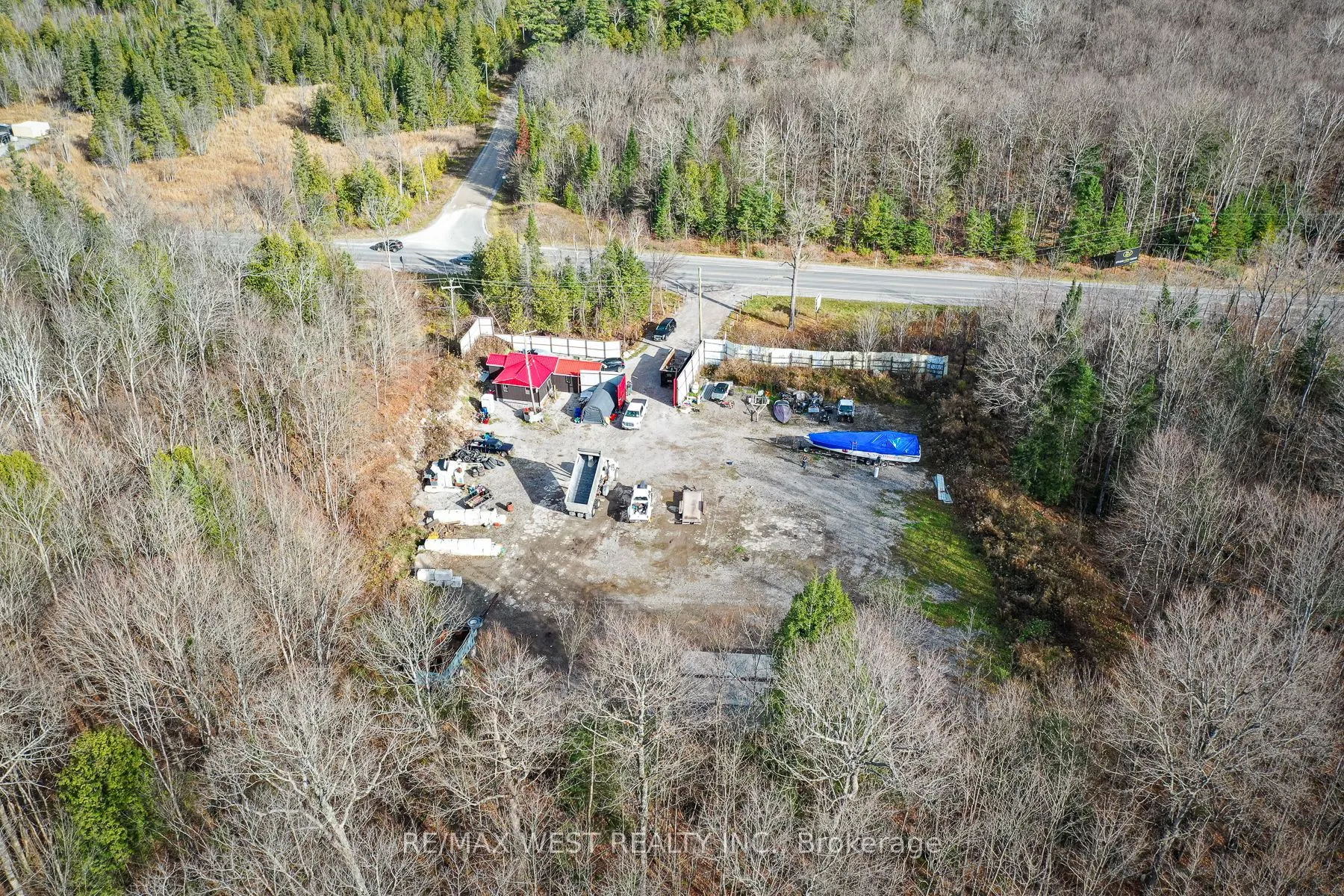 6343 Highway 35