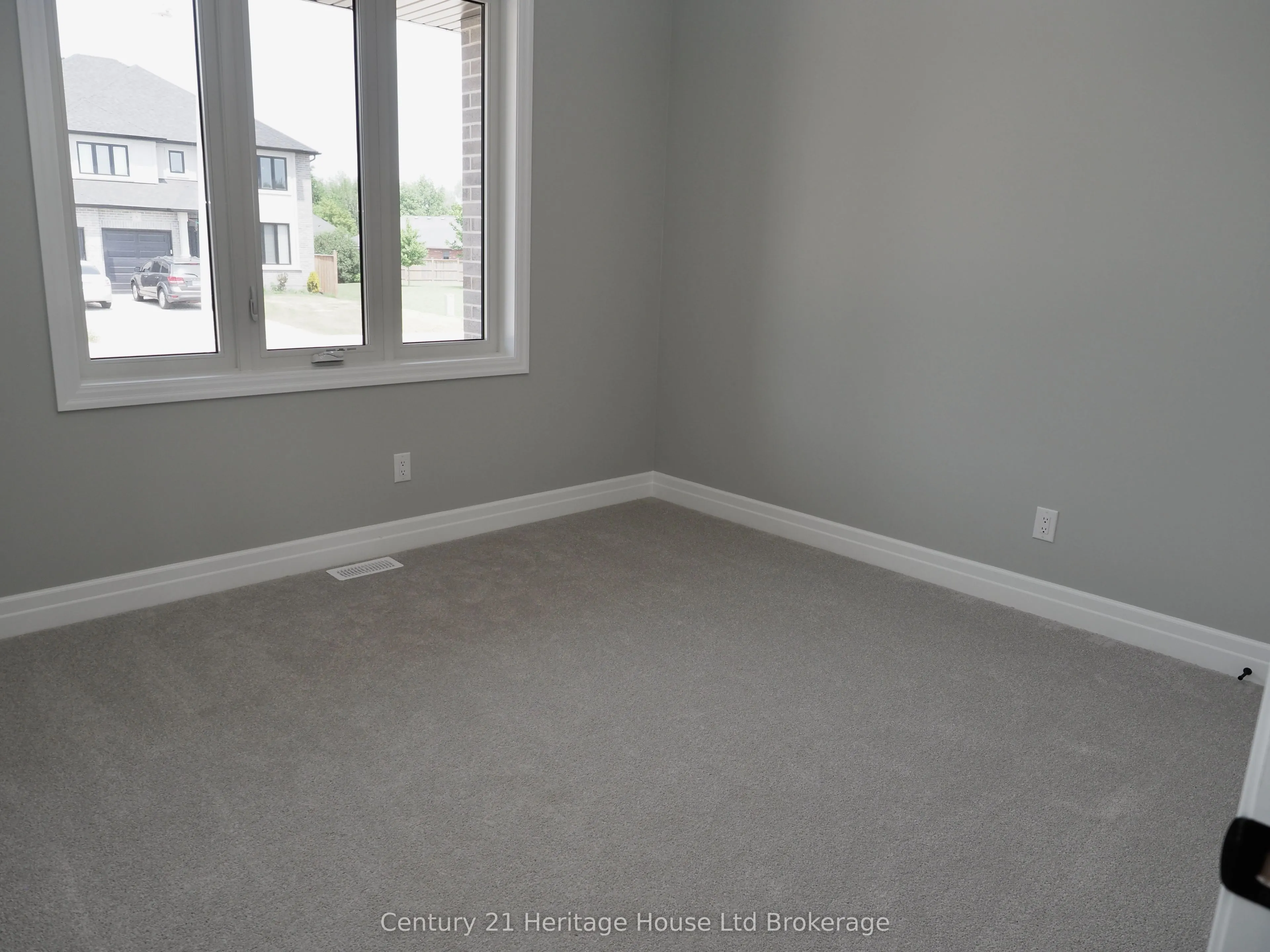 9 SYCAMORE Drive