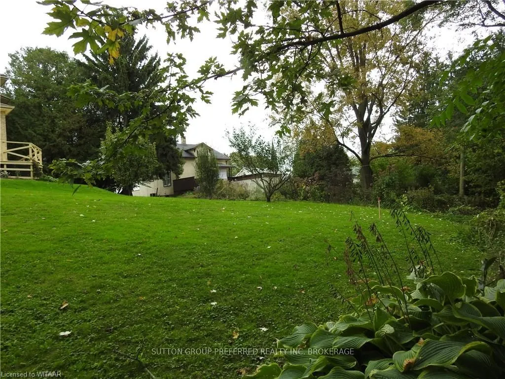 185 JOHN (lot) Street