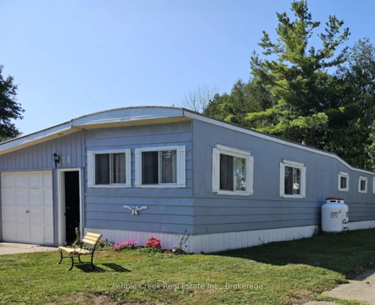 28 SUTTON Drive