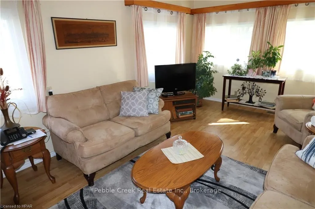 28 SUTTON Drive
