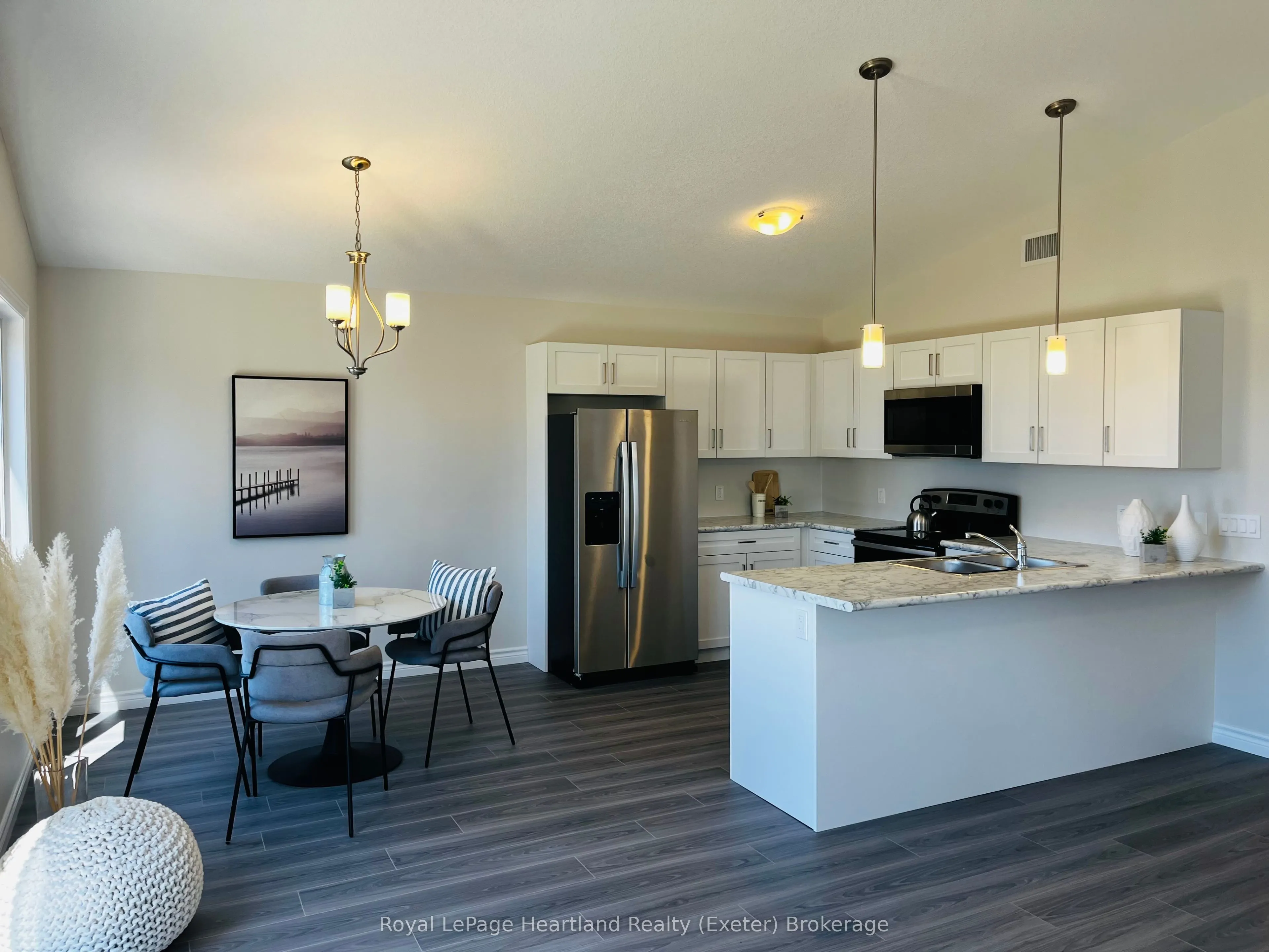 21 Bluffs View Boulevard