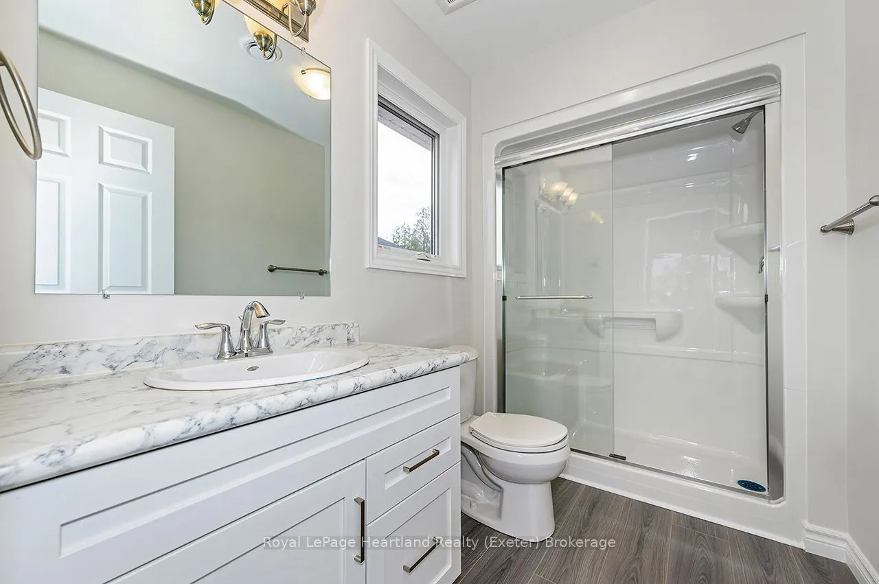 21 Bluffs View Boulevard