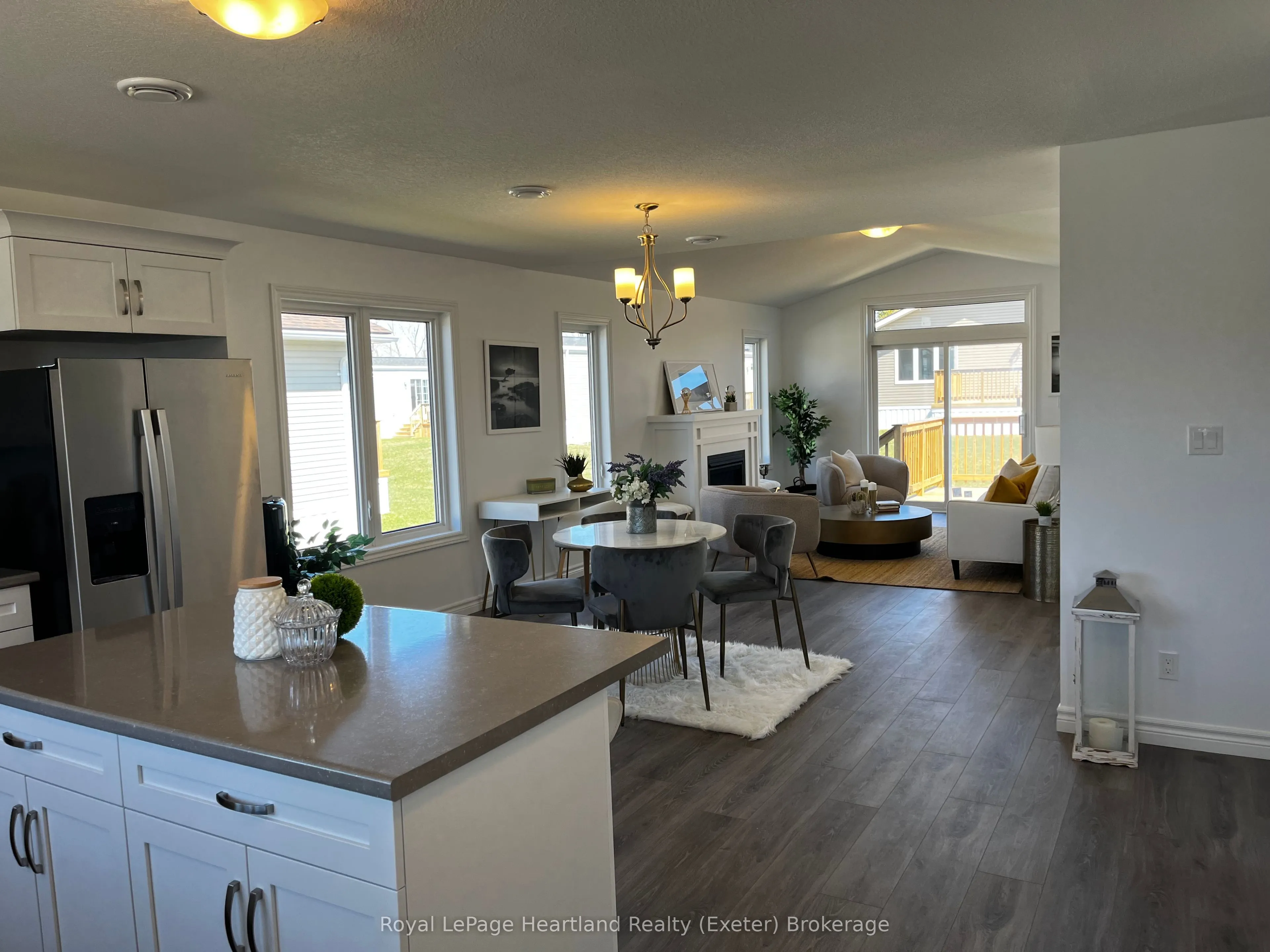 20 Bluffs View Boulevard