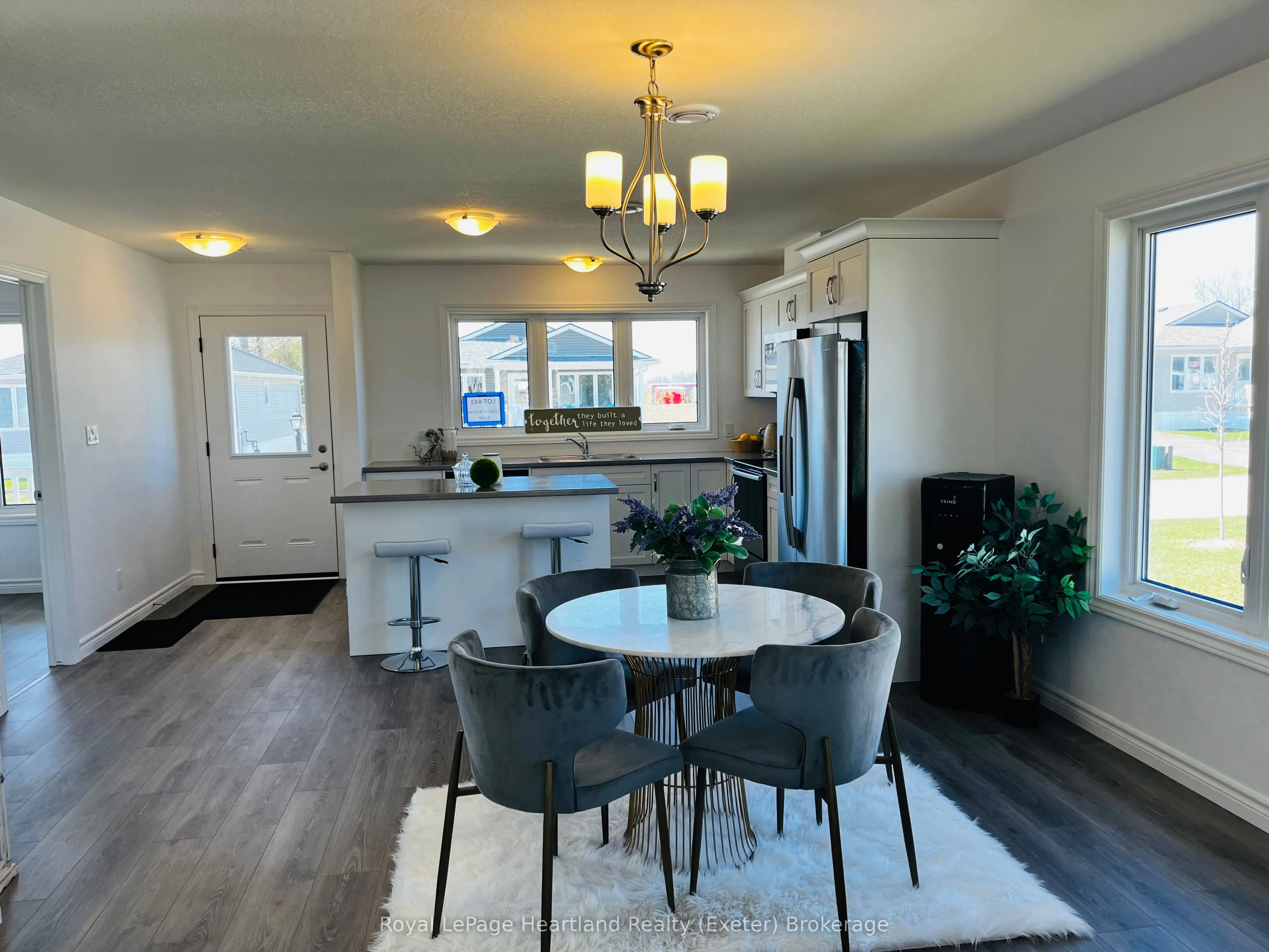 20 Bluffs View Boulevard