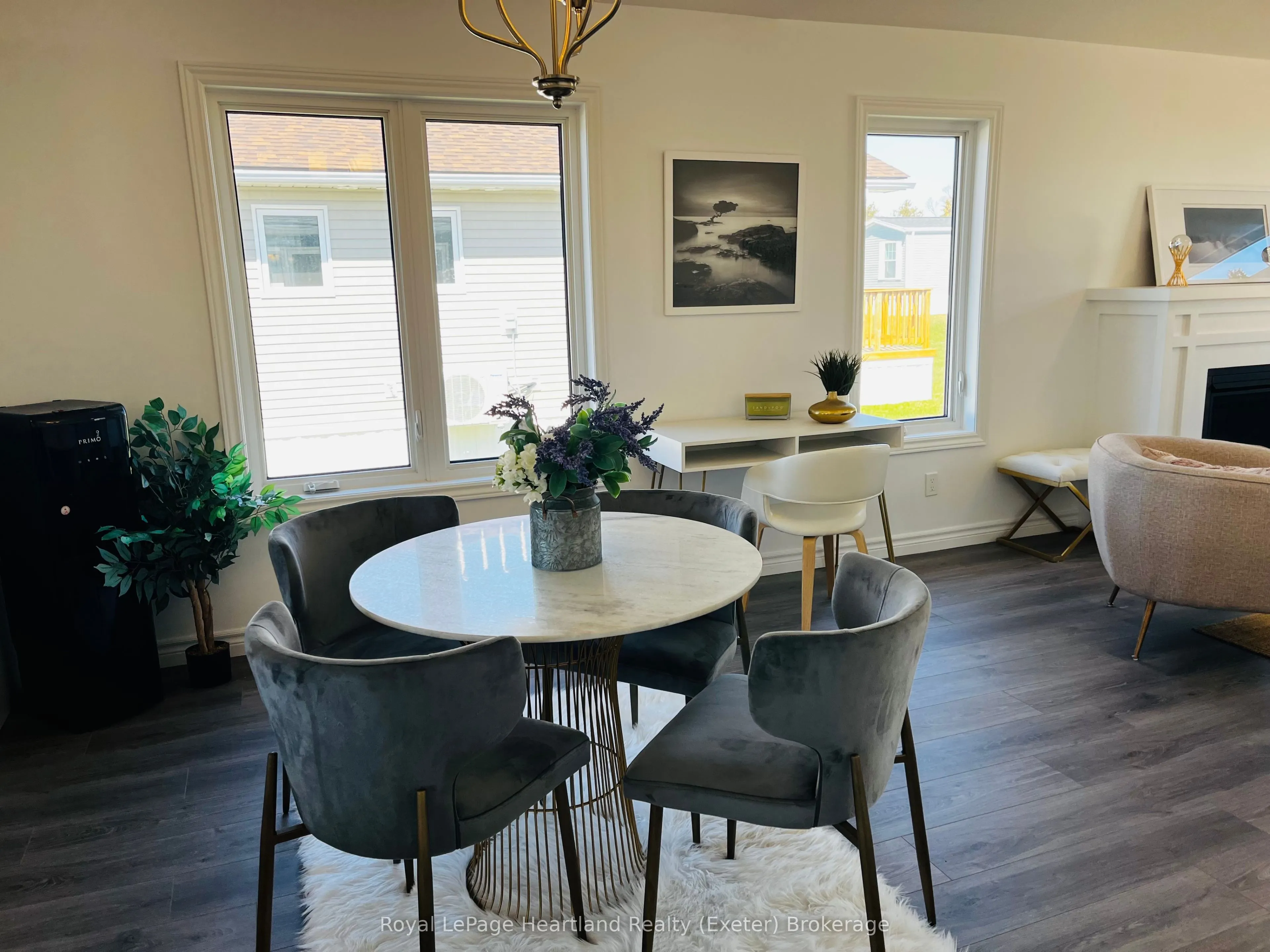 20 Bluffs View Boulevard