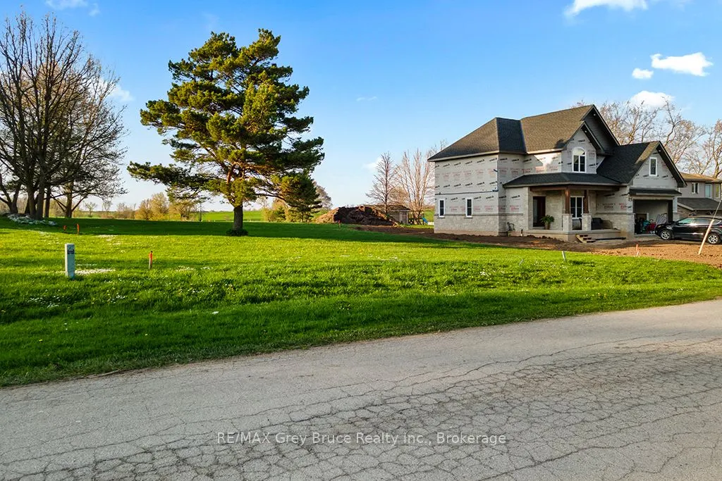 LOT6&7 NORTH Avenue