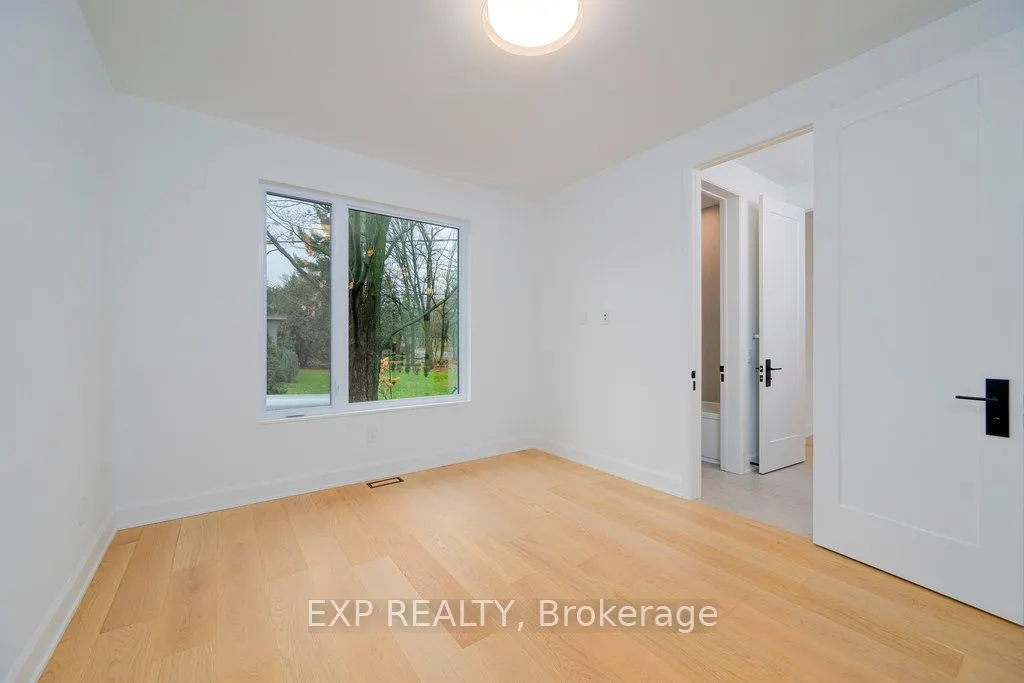 26 Clovelly Road W