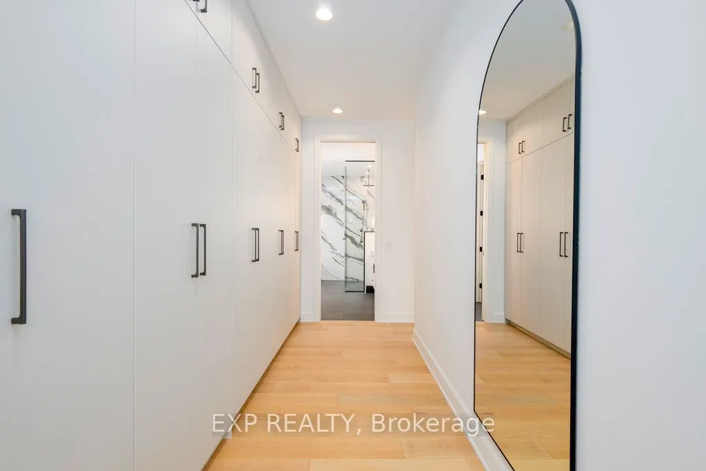 26 Clovelly Road W