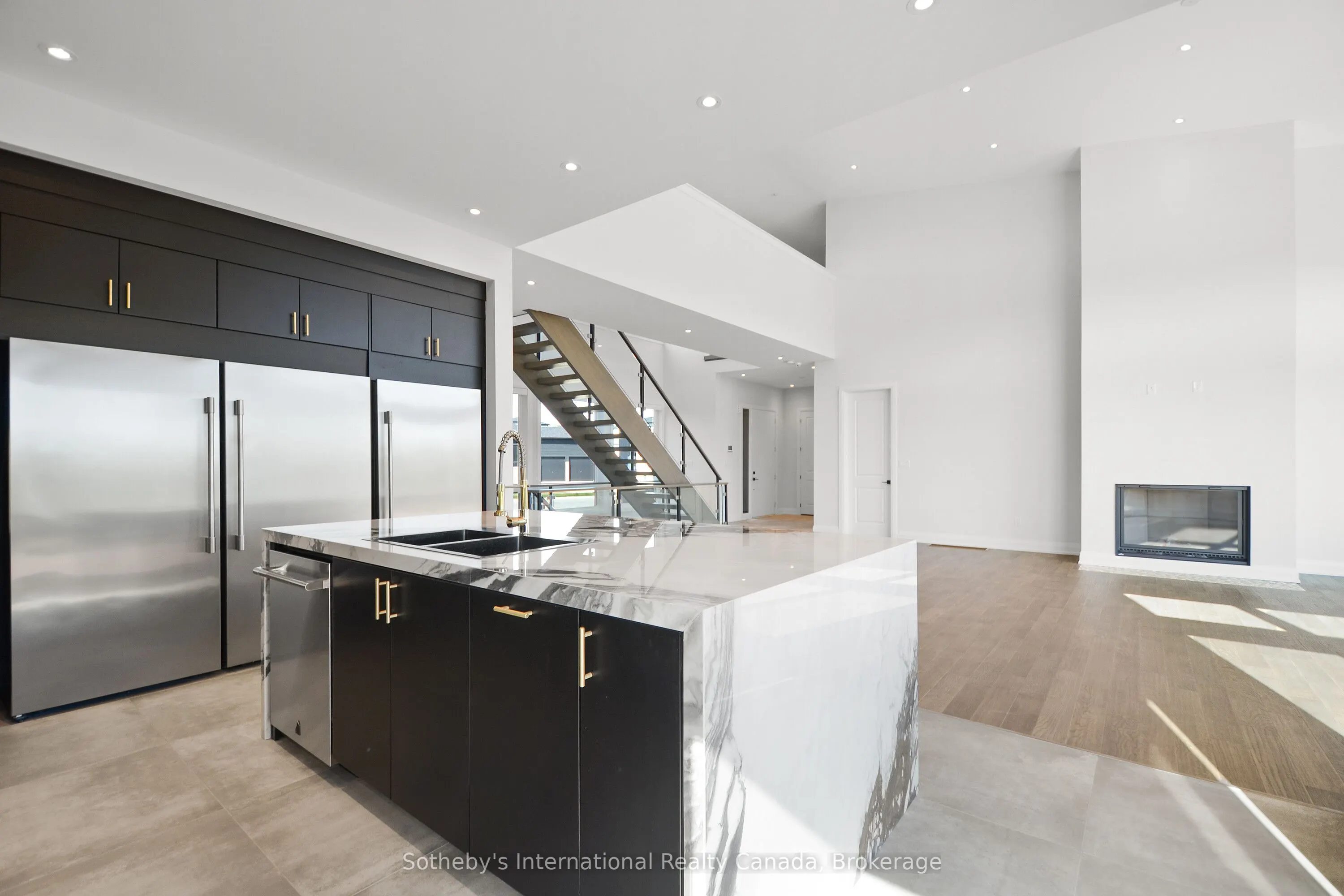101 Sladden Court