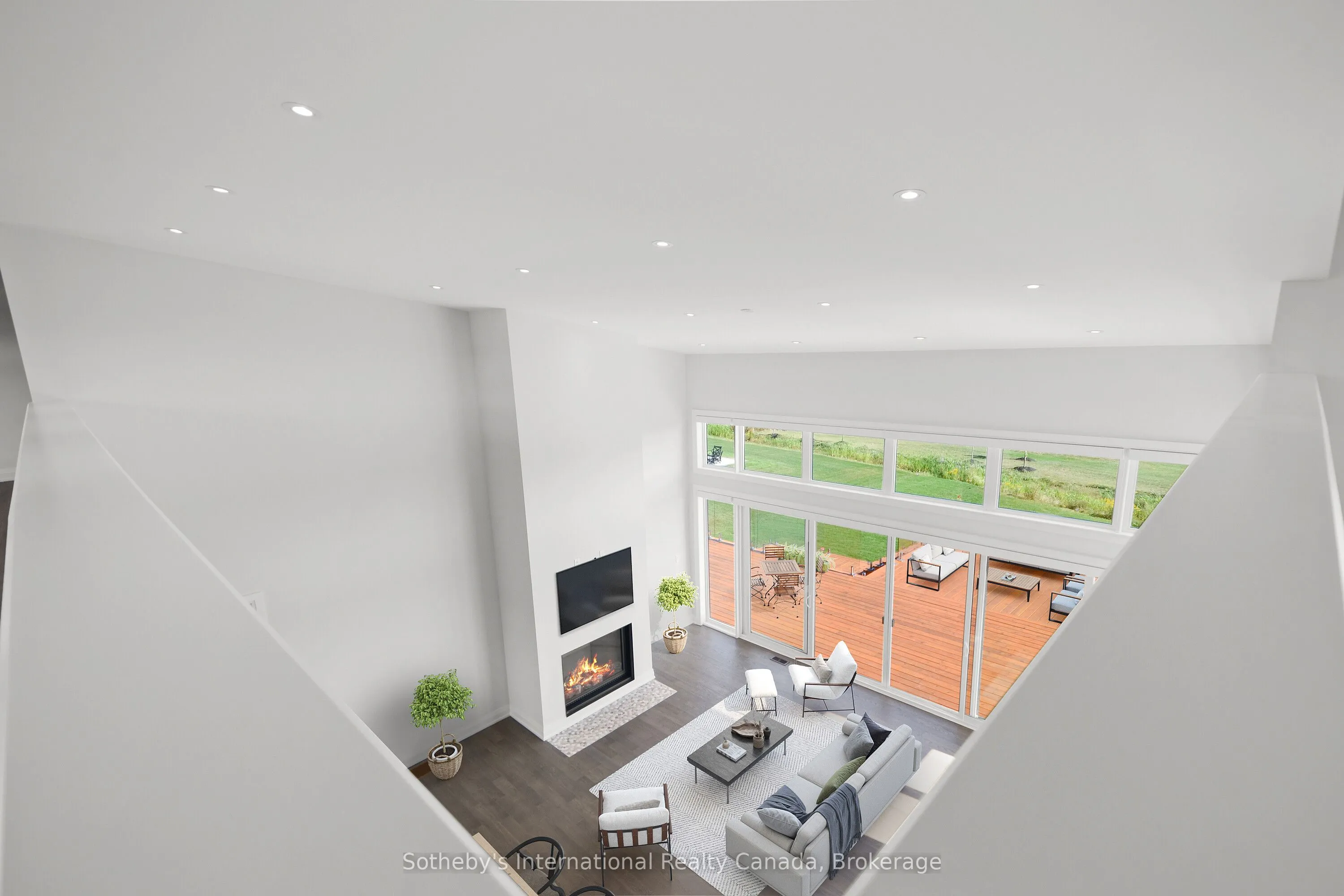 101 Sladden Court