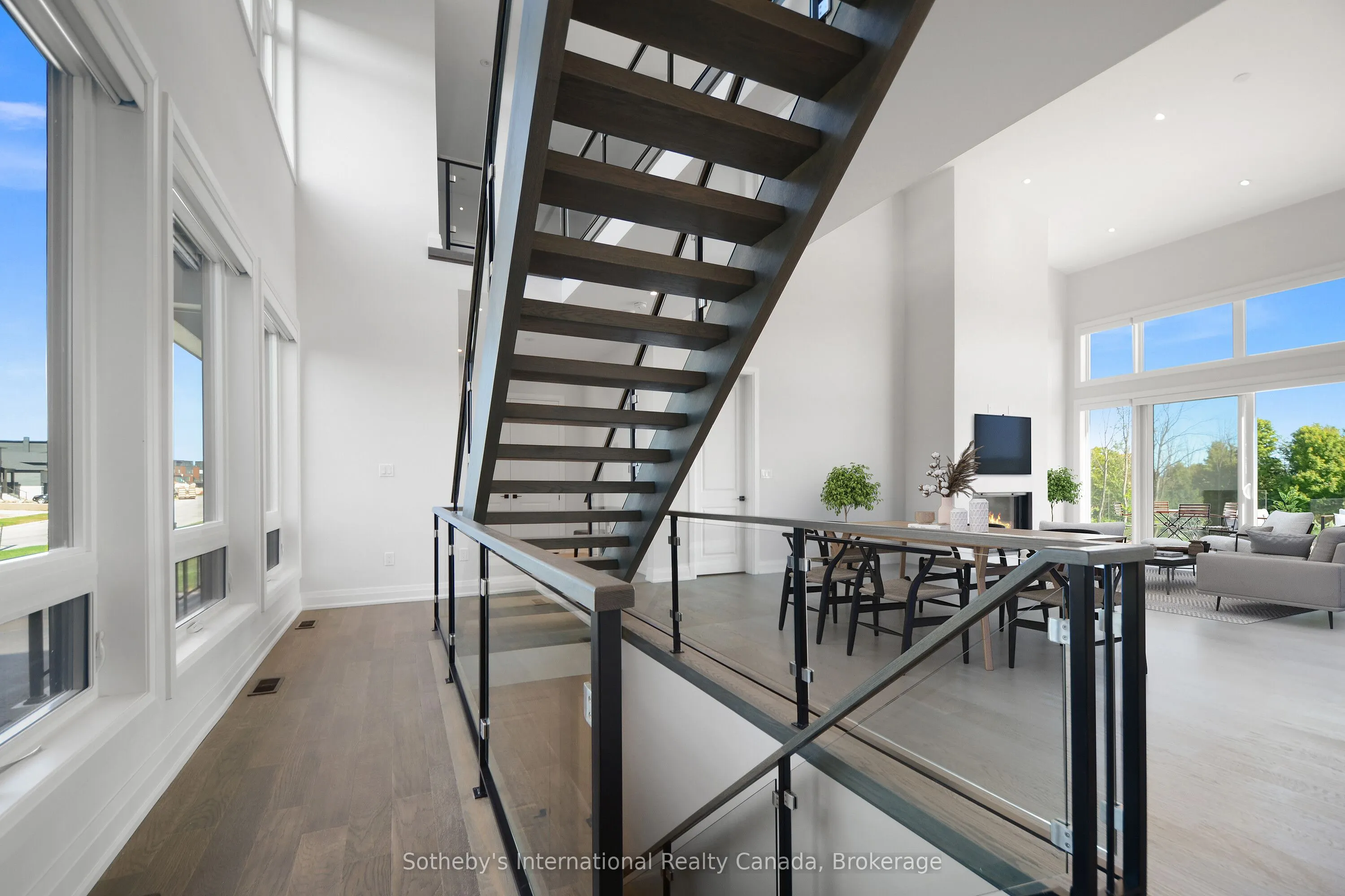 101 Sladden Court