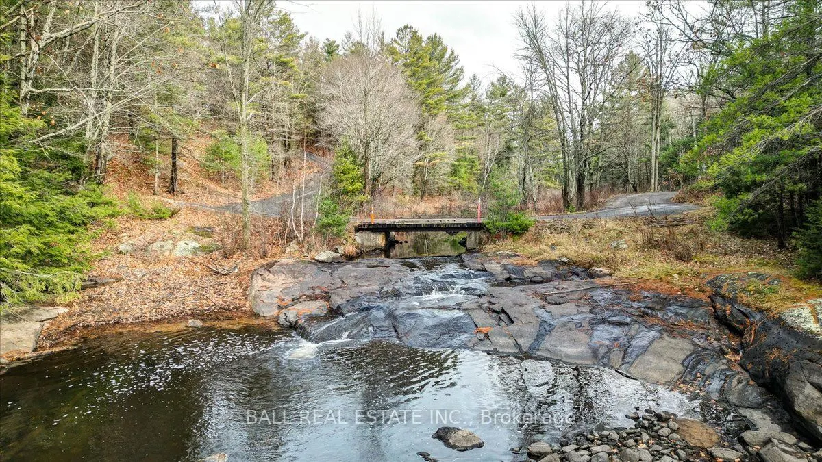 1579 Anstruther Lake Road #18