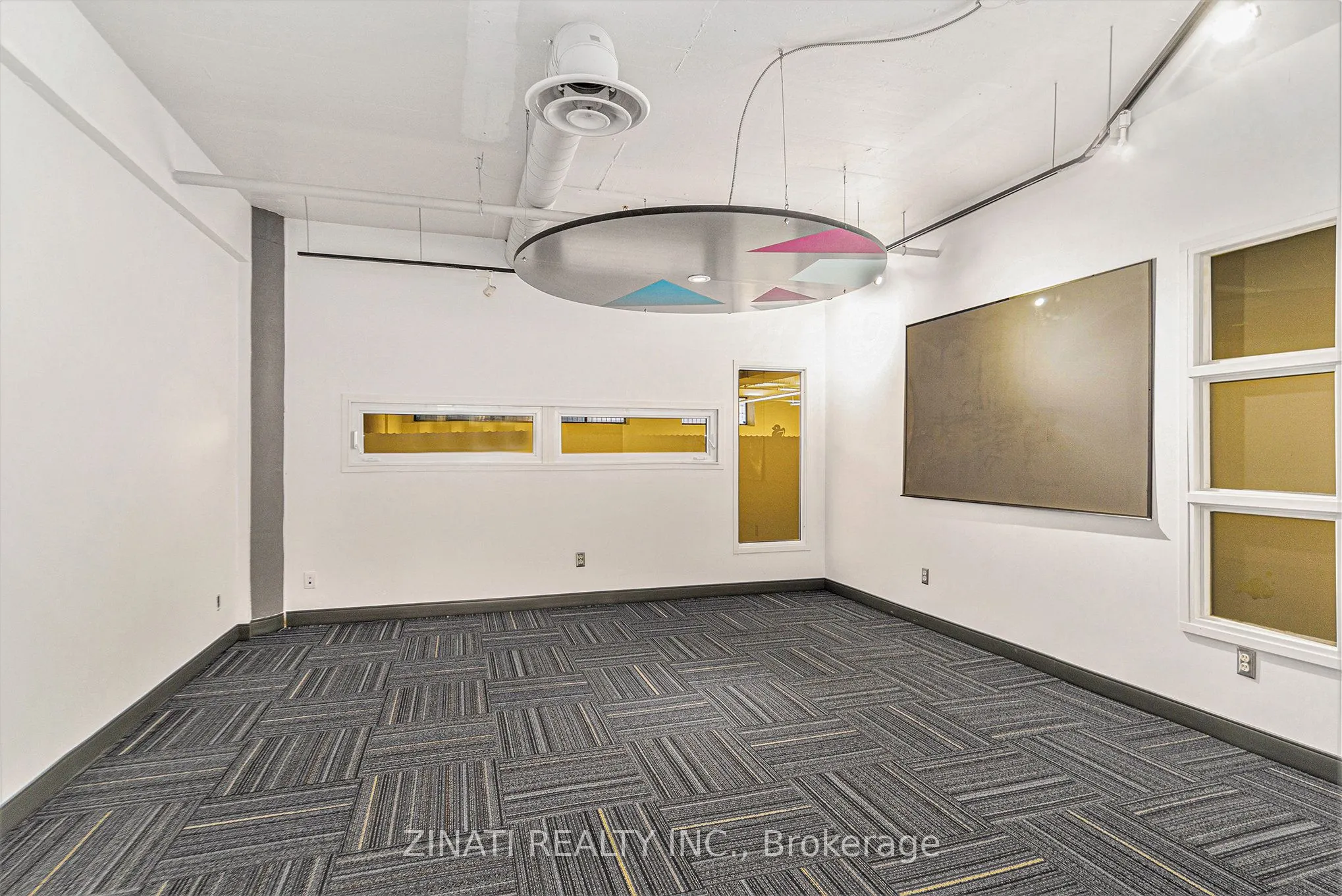 205 Catherine Street, #LL