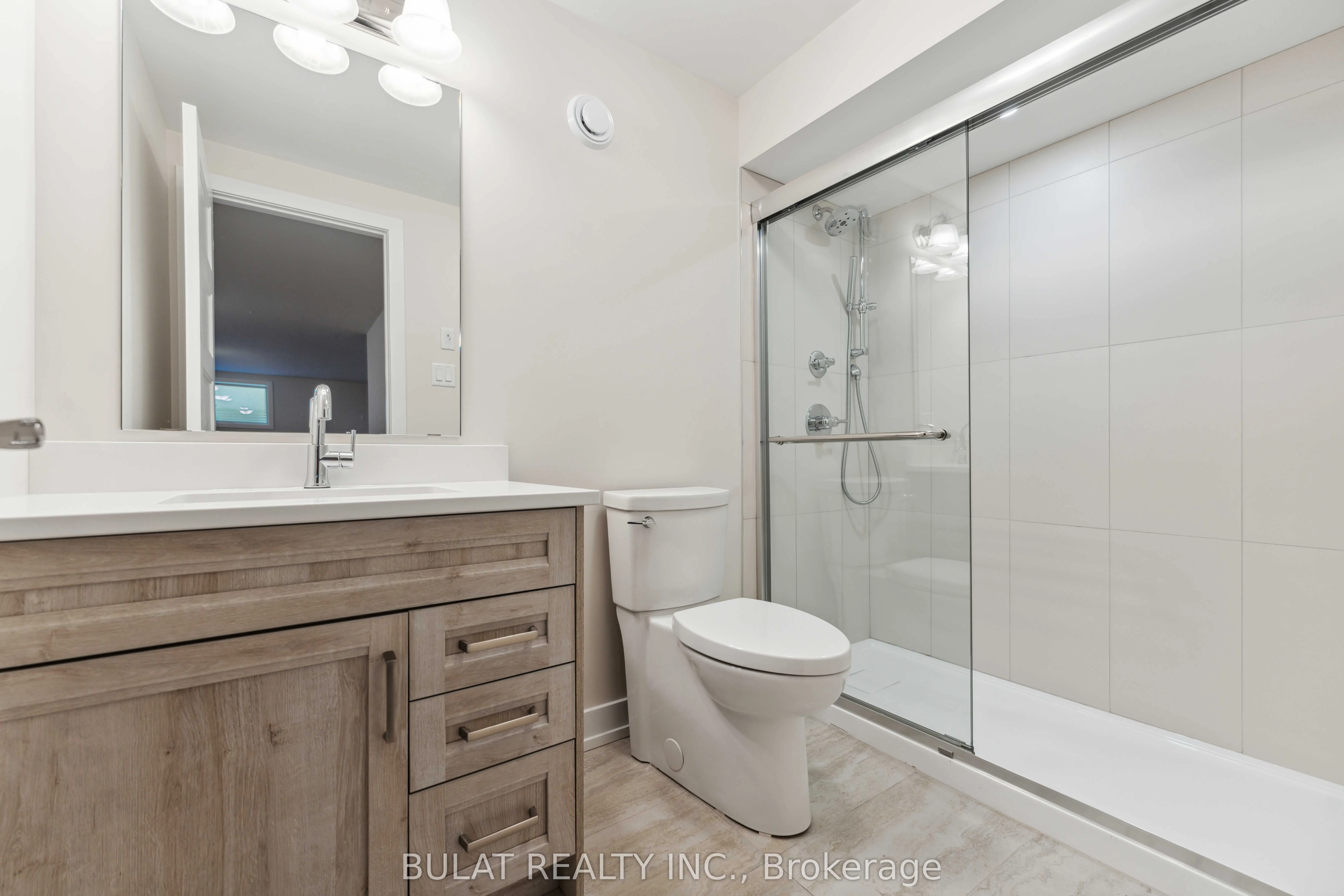 1359 Kitchener Avenue