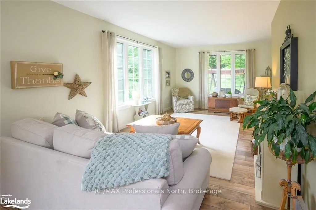 427 SKYHILLS Road