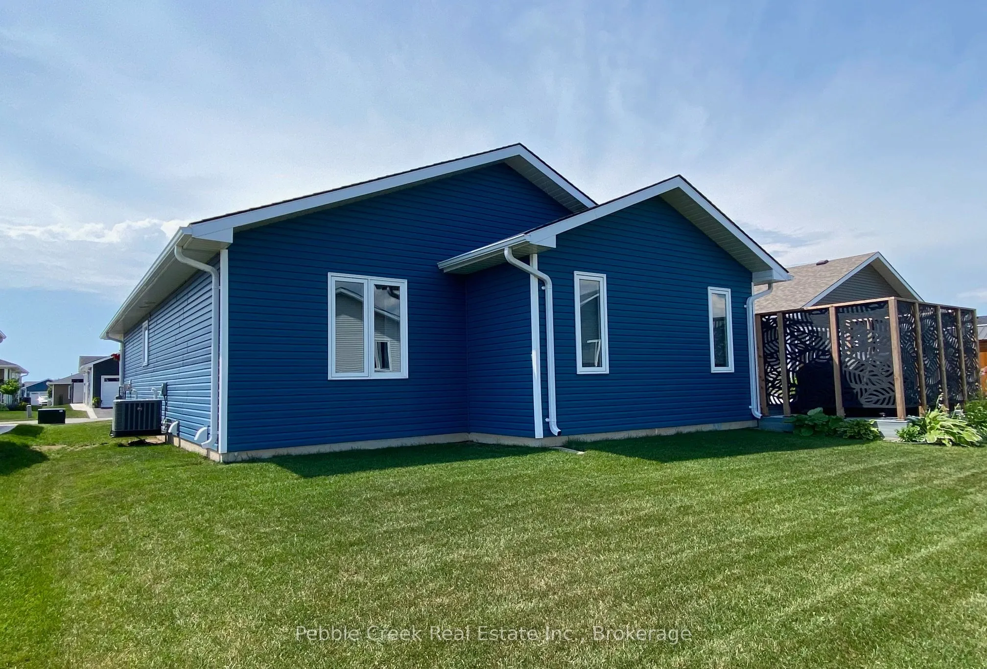 86 Huron Heights Drive