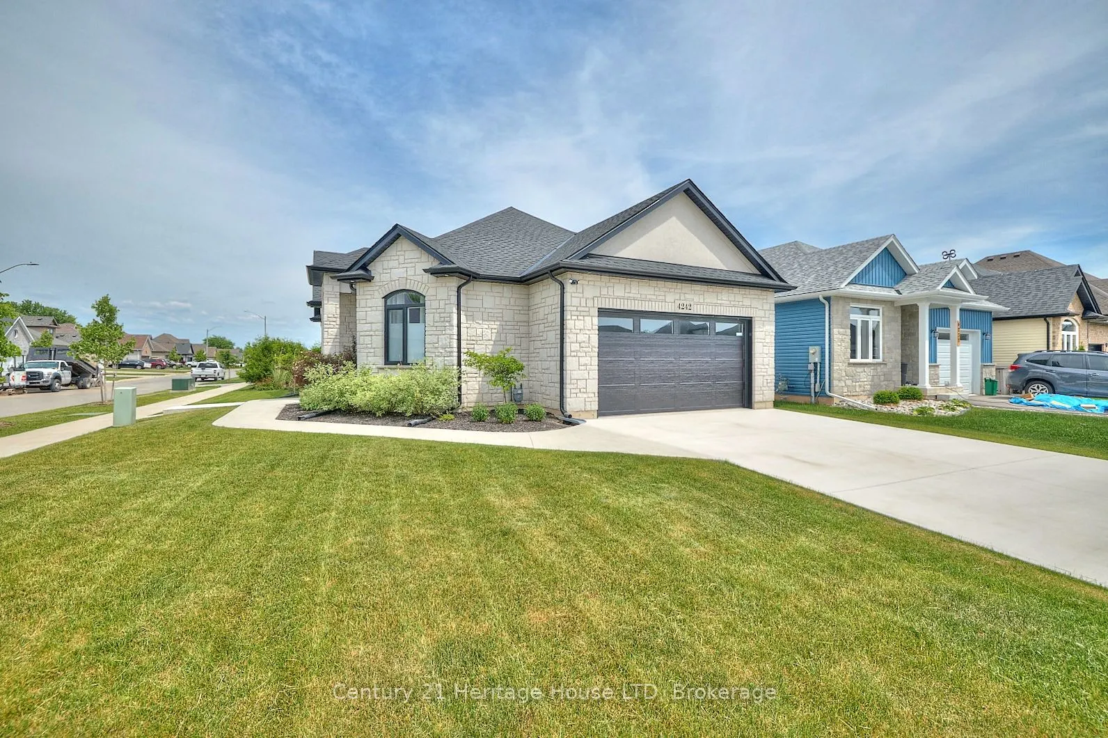 4242 VILLAGE CREEK Drive