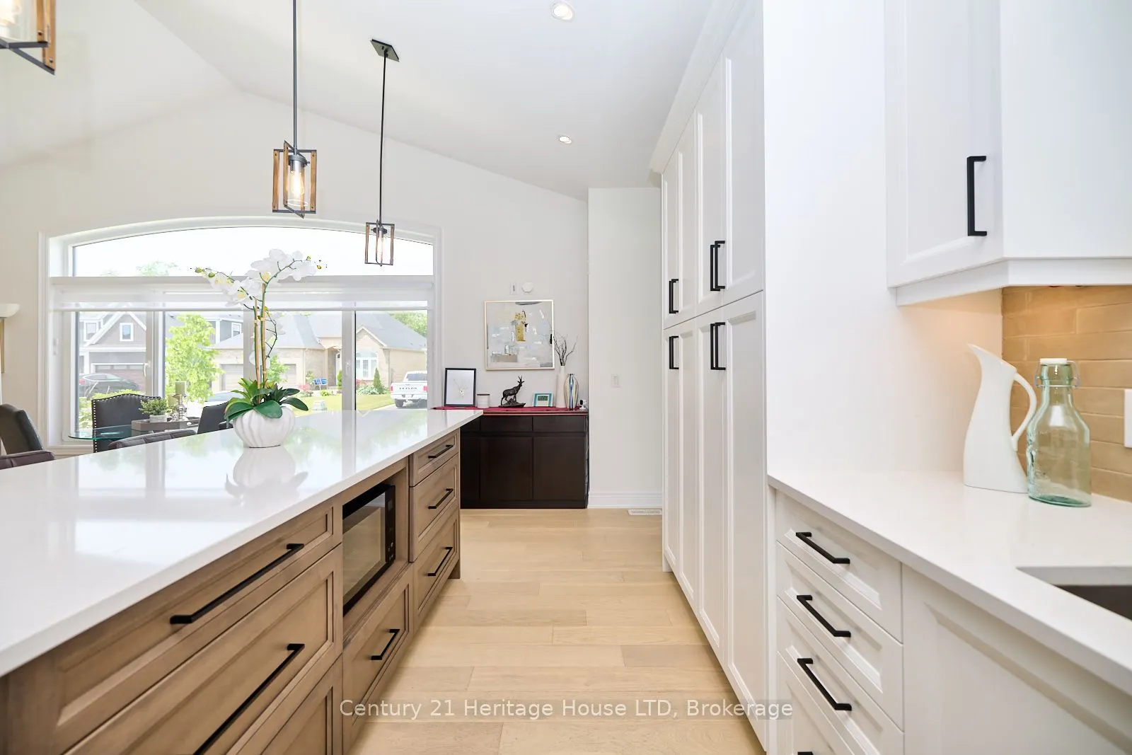 4242 VILLAGE CREEK Drive