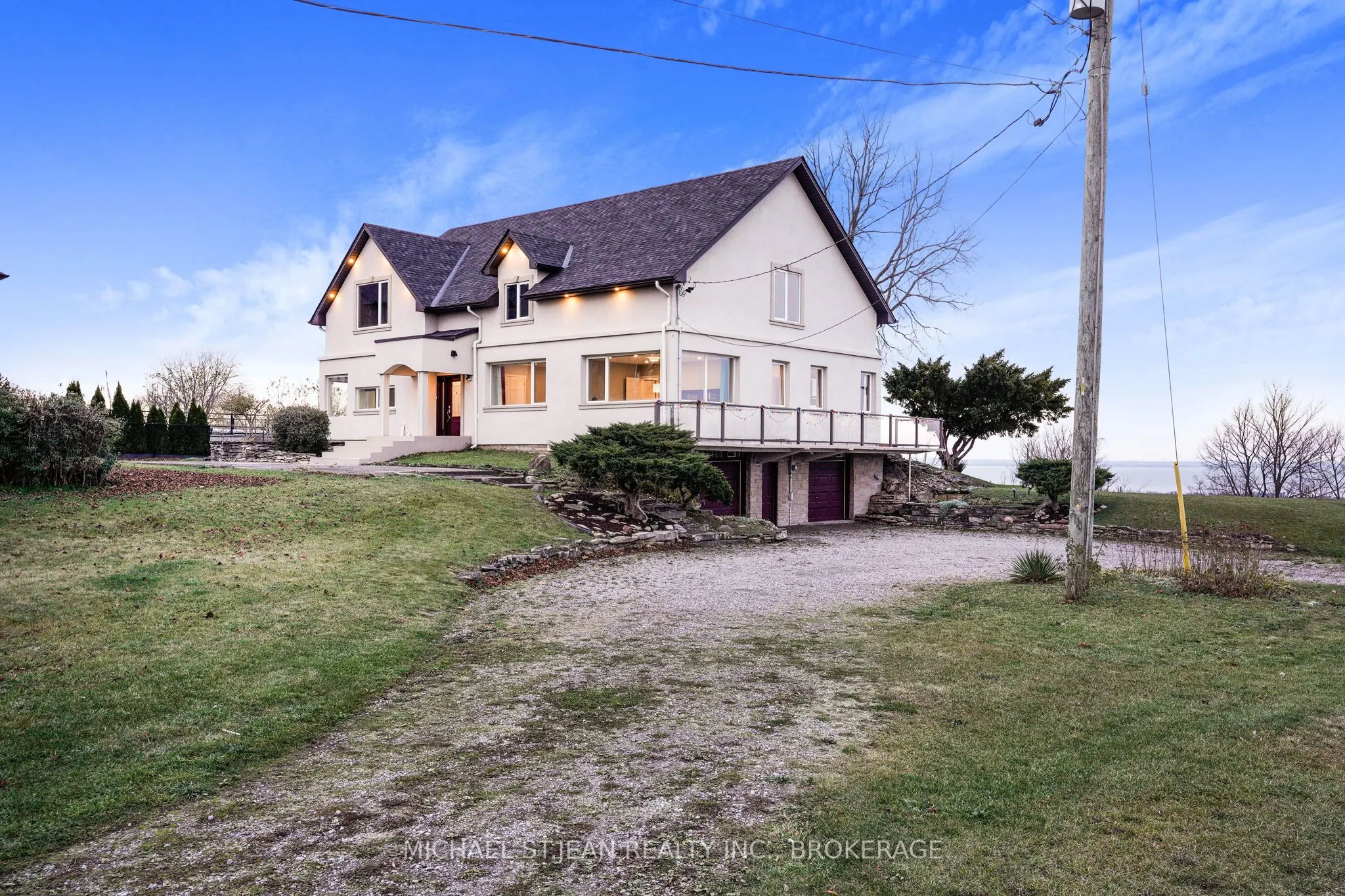 827 Ridge Road
