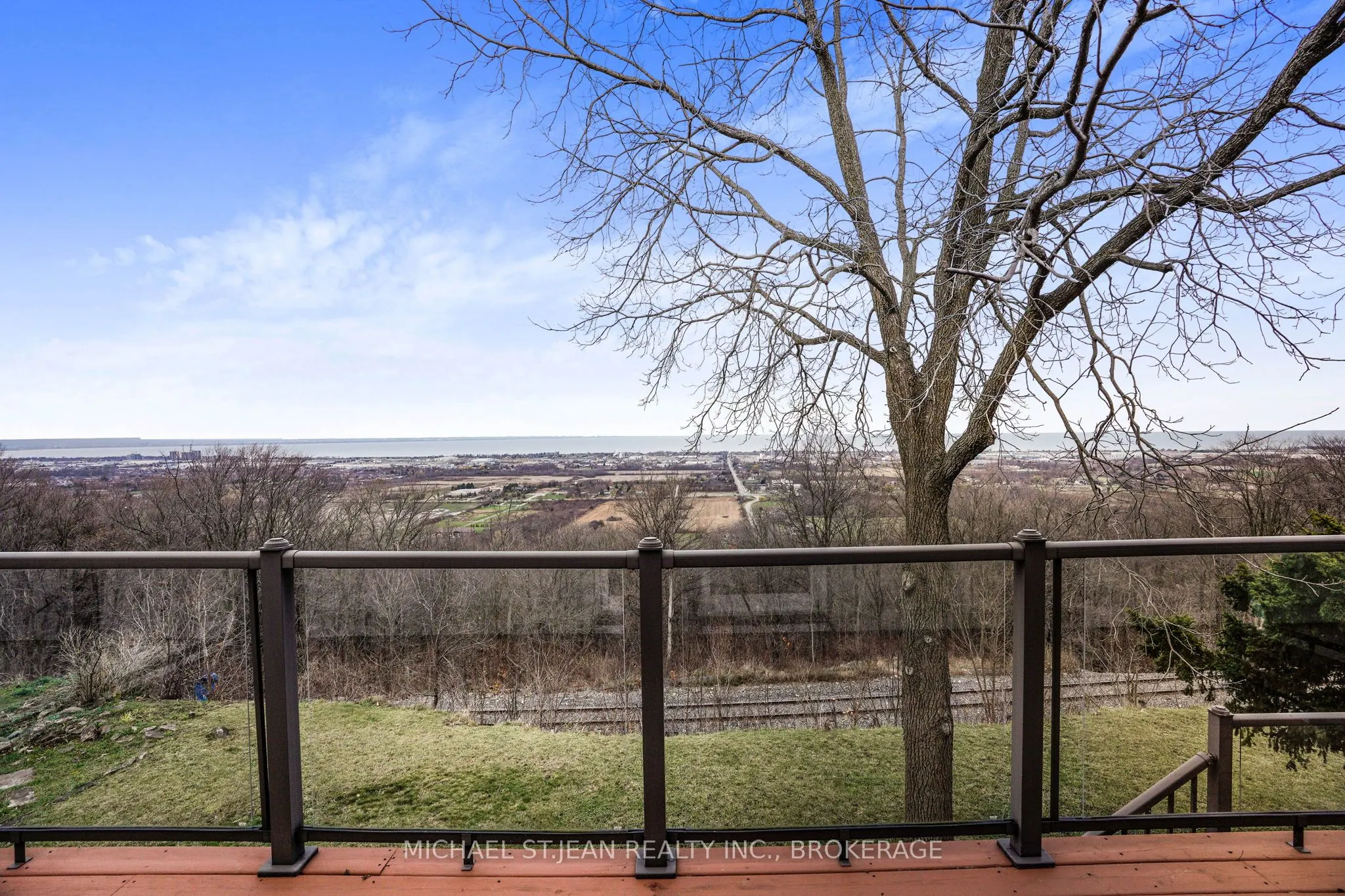 827 Ridge Road