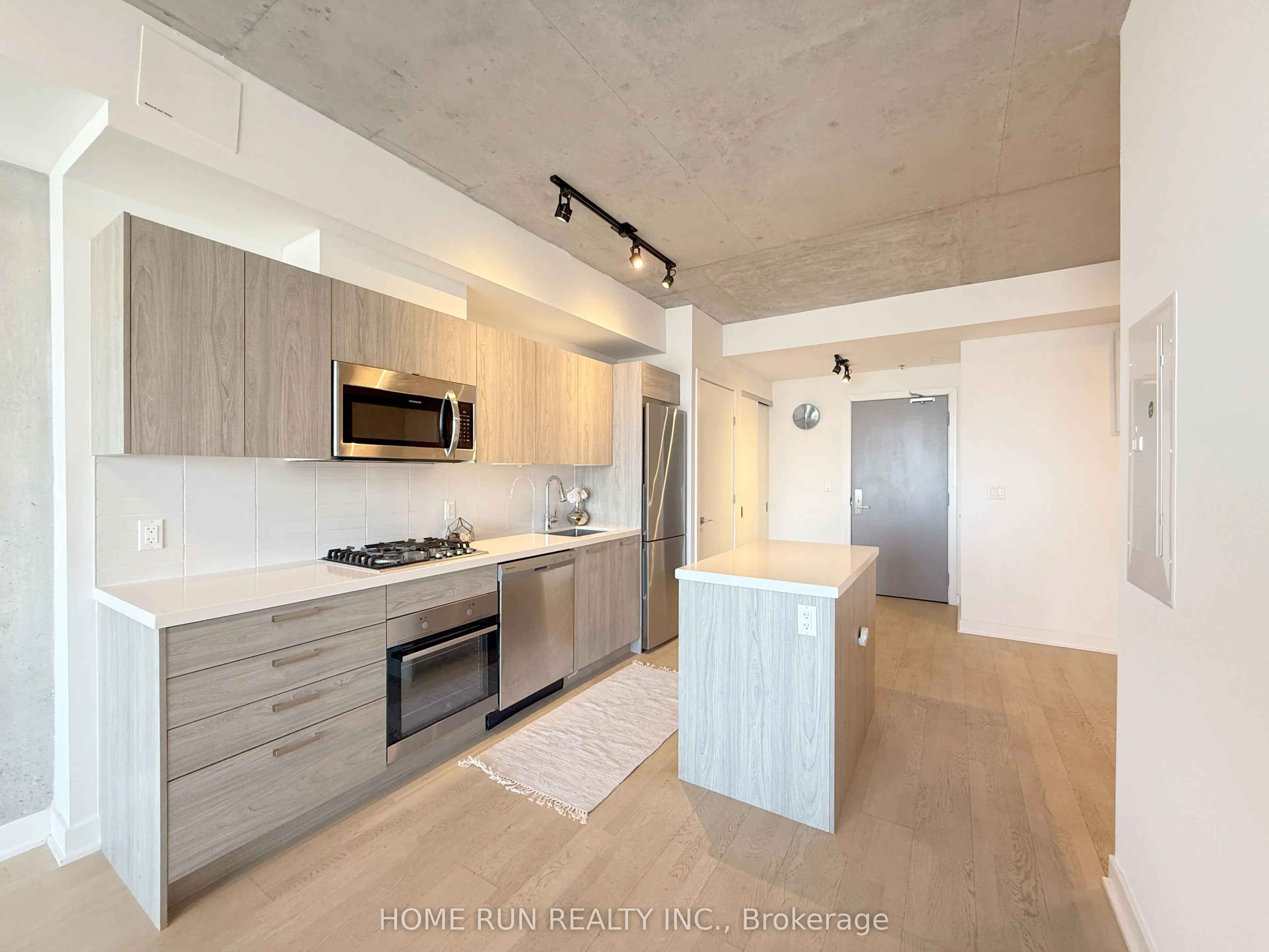 203 CATHERINE Street #1208