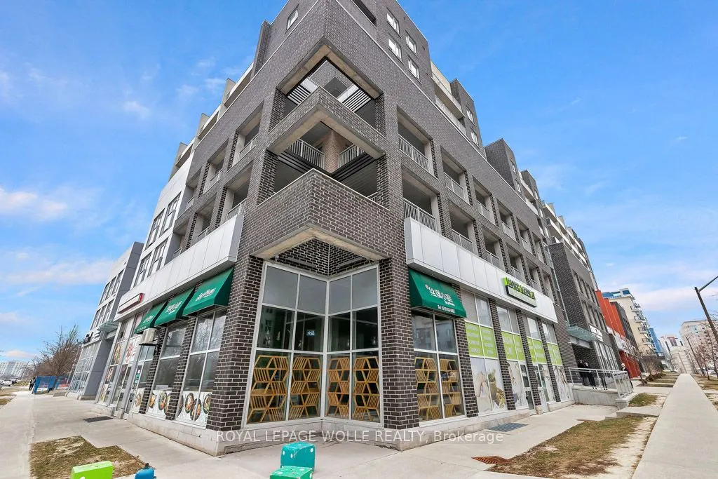 280 Lester Street #404