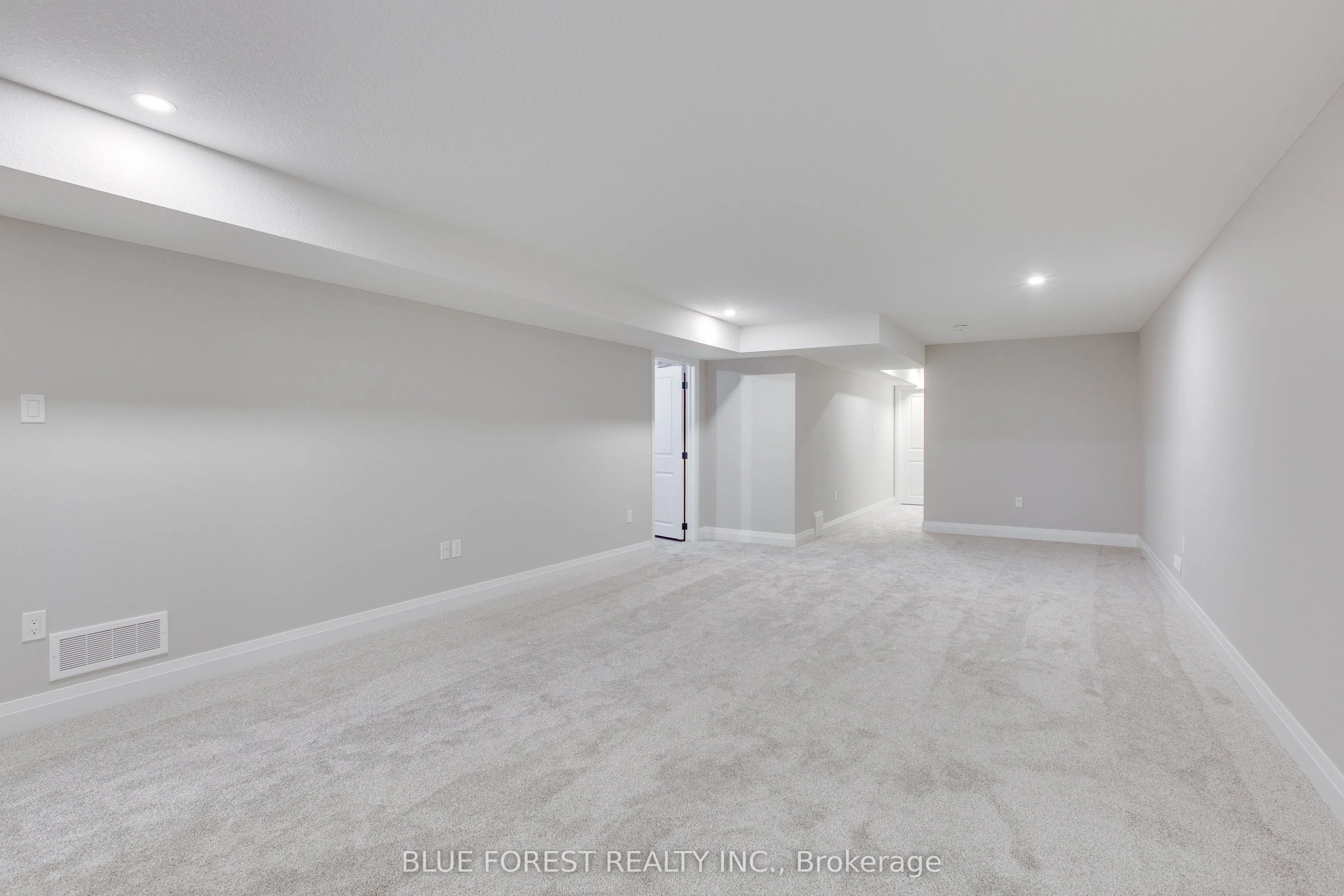 142 SHIRLEY Street