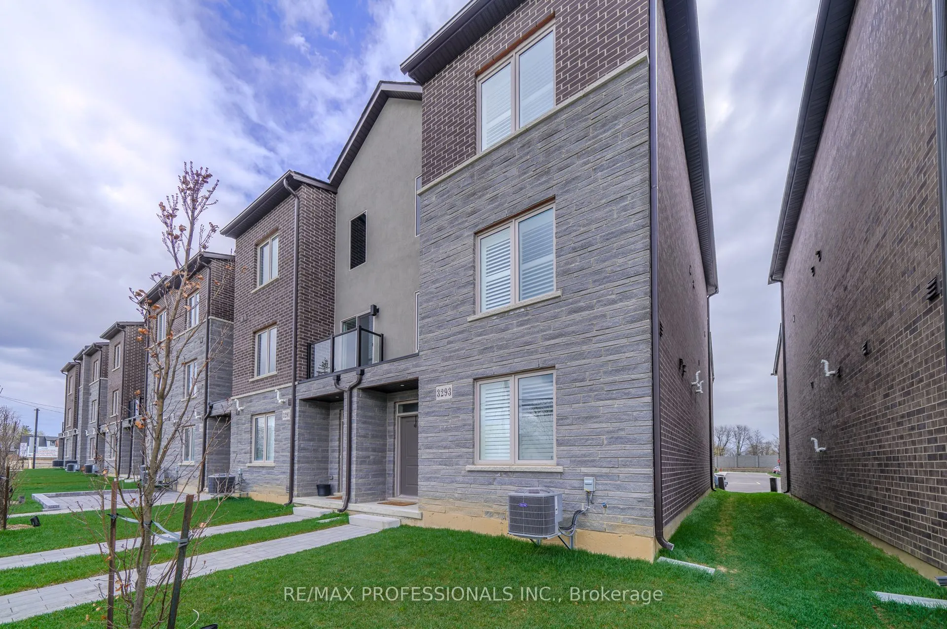 3293 Homestead Drive