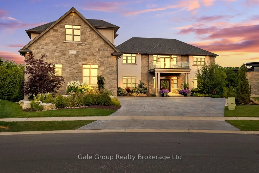 241 Tamarack Boulevard