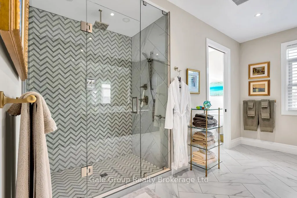 241 Tamarack Boulevard