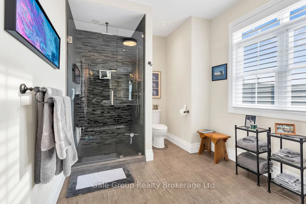 241 Tamarack Boulevard