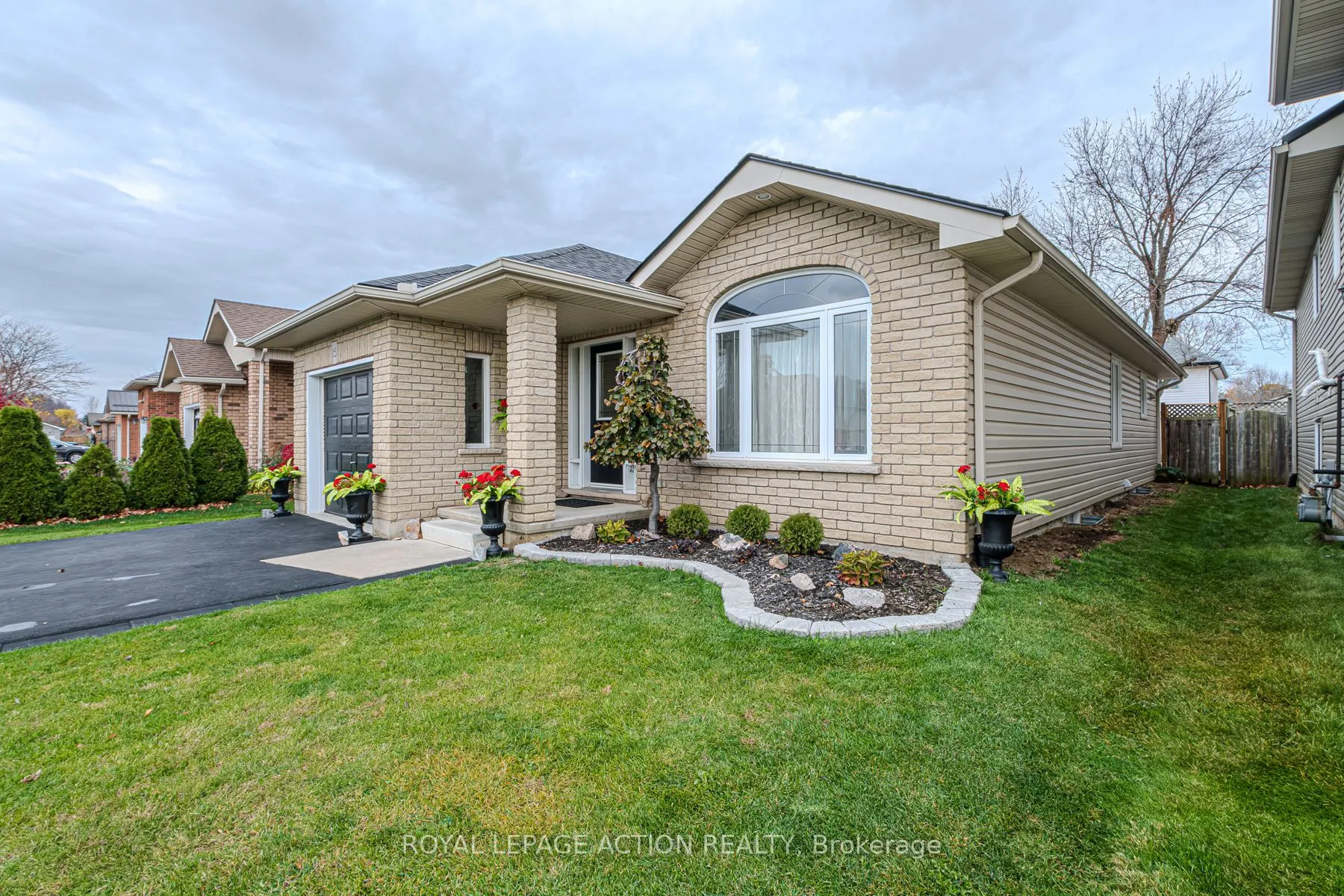 15 Landon Avenue
