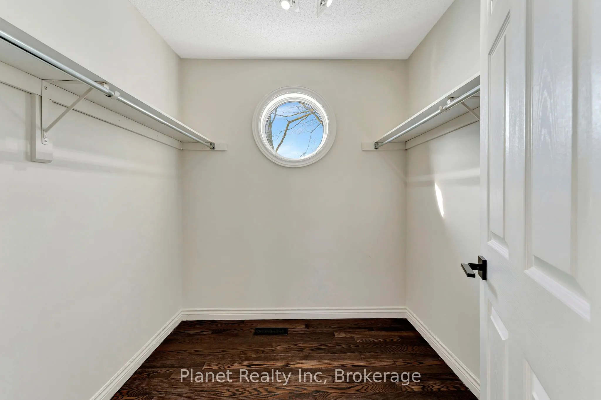 25 Manor Park Crescent #7